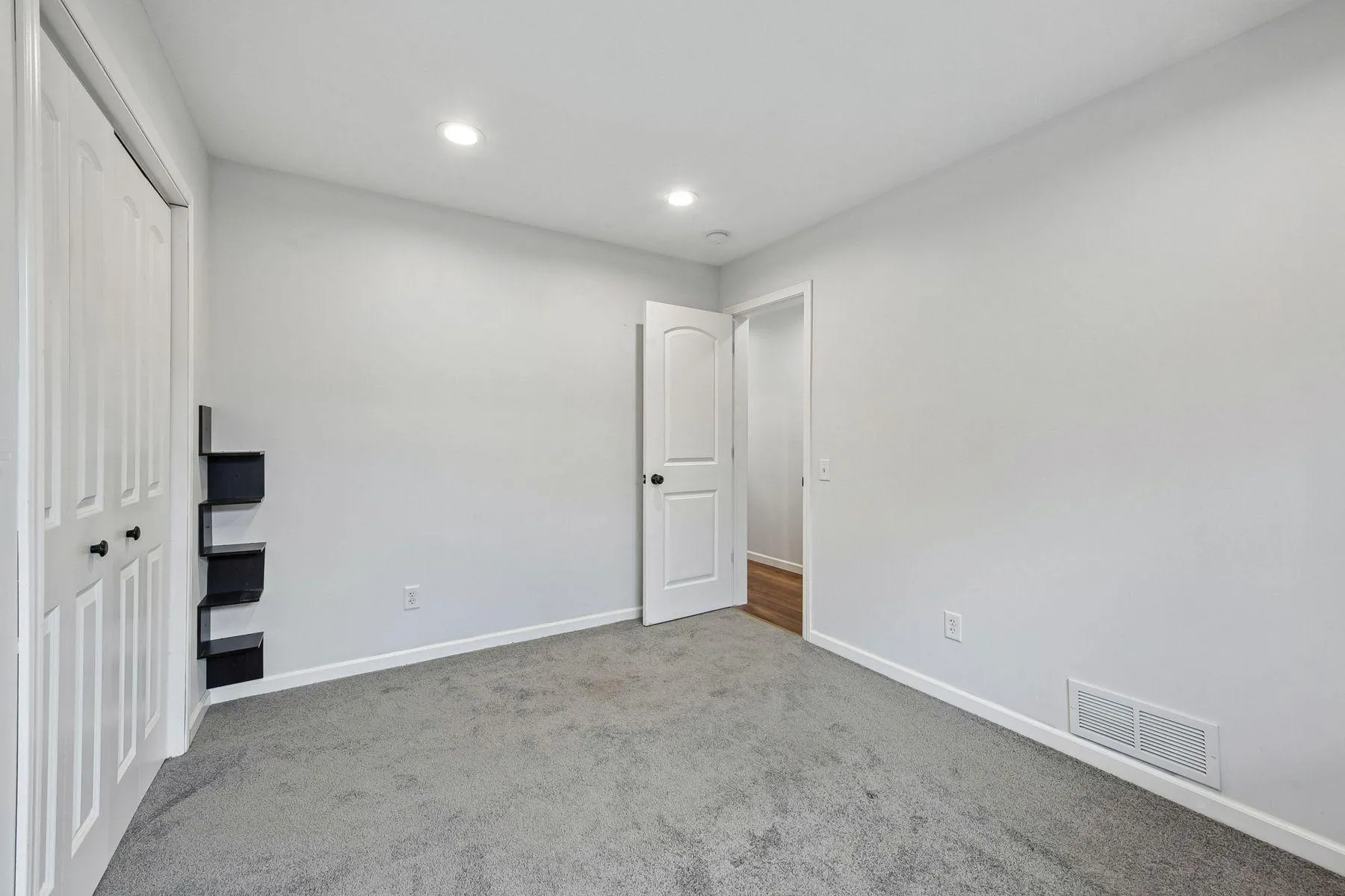 Photo 34 of 312 12th Street