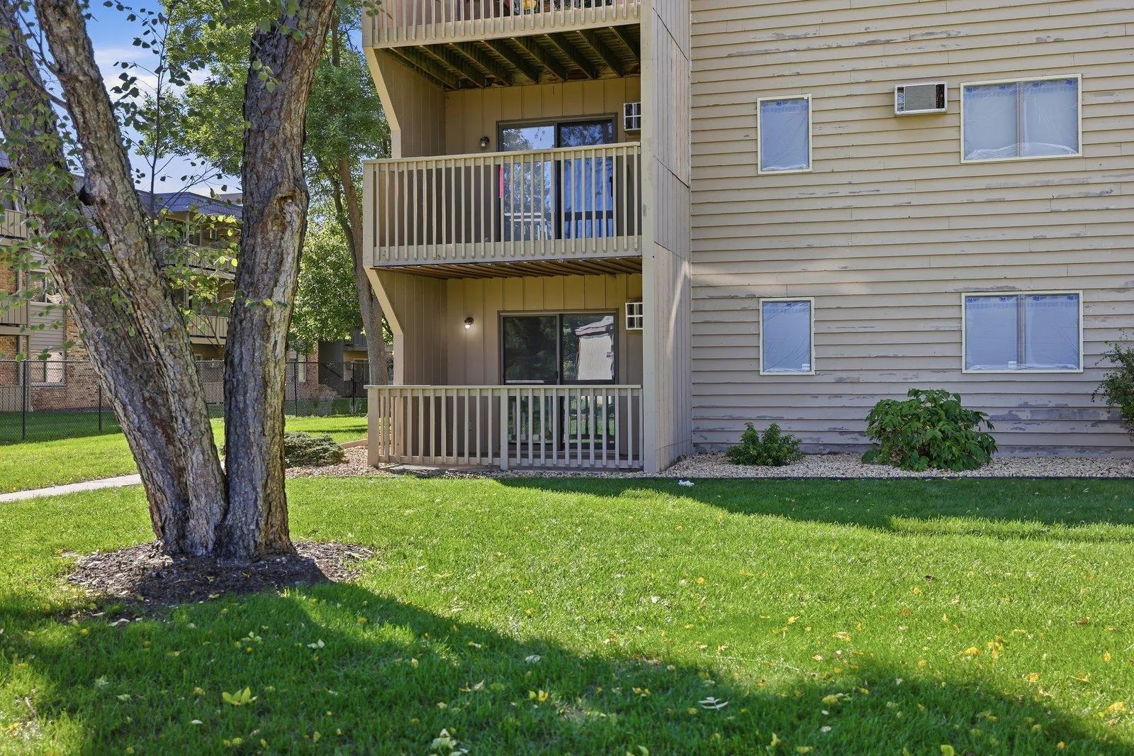 Photo 22 of 925 Bahls Drive Unit 102