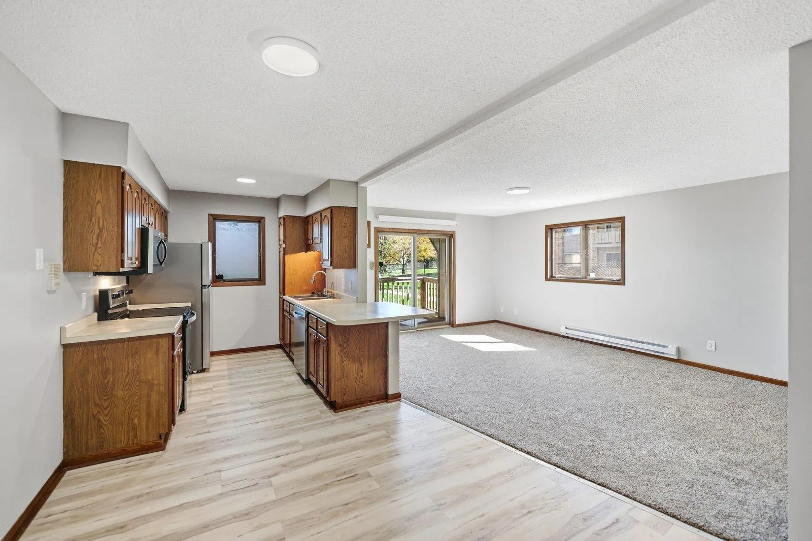 Photo 4 of 925 Bahls Drive Unit 102