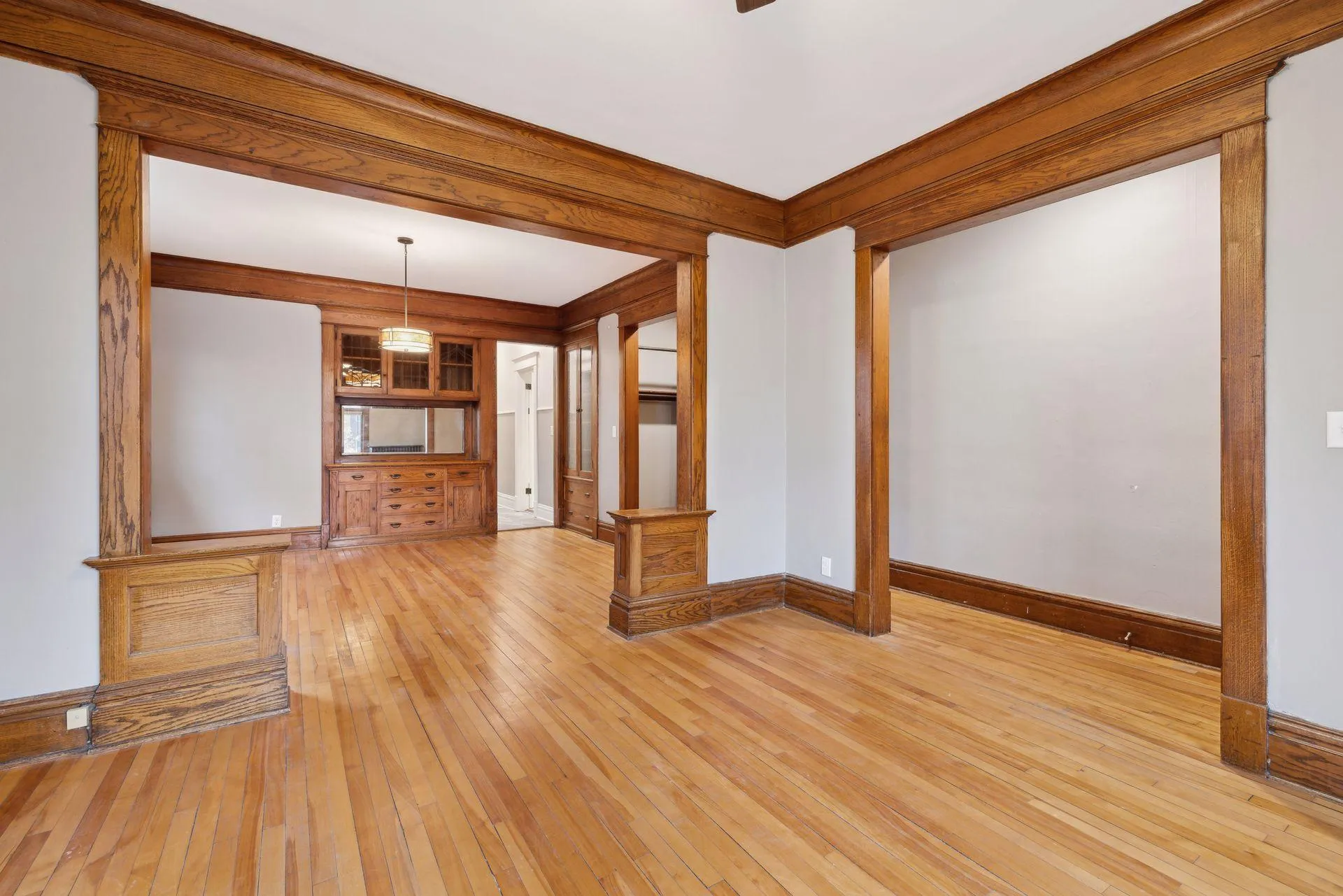 Photo 69 of 2125 Harriet Avenue