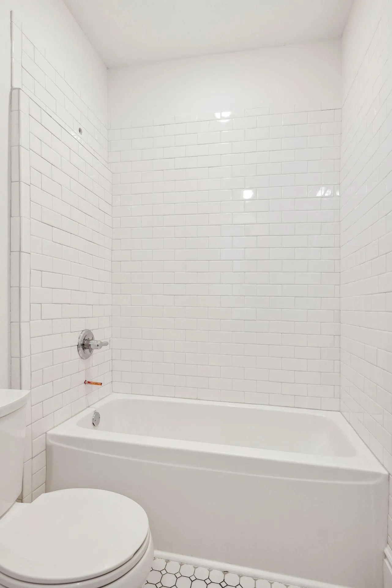 Photo 34 of 2125 Harriet Avenue