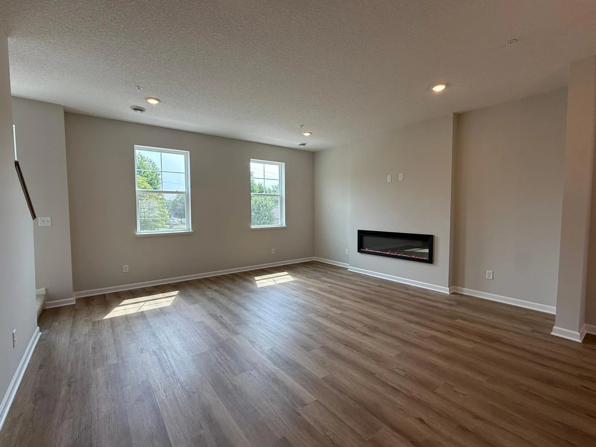 Photo 3 of 13624 Willow Drive