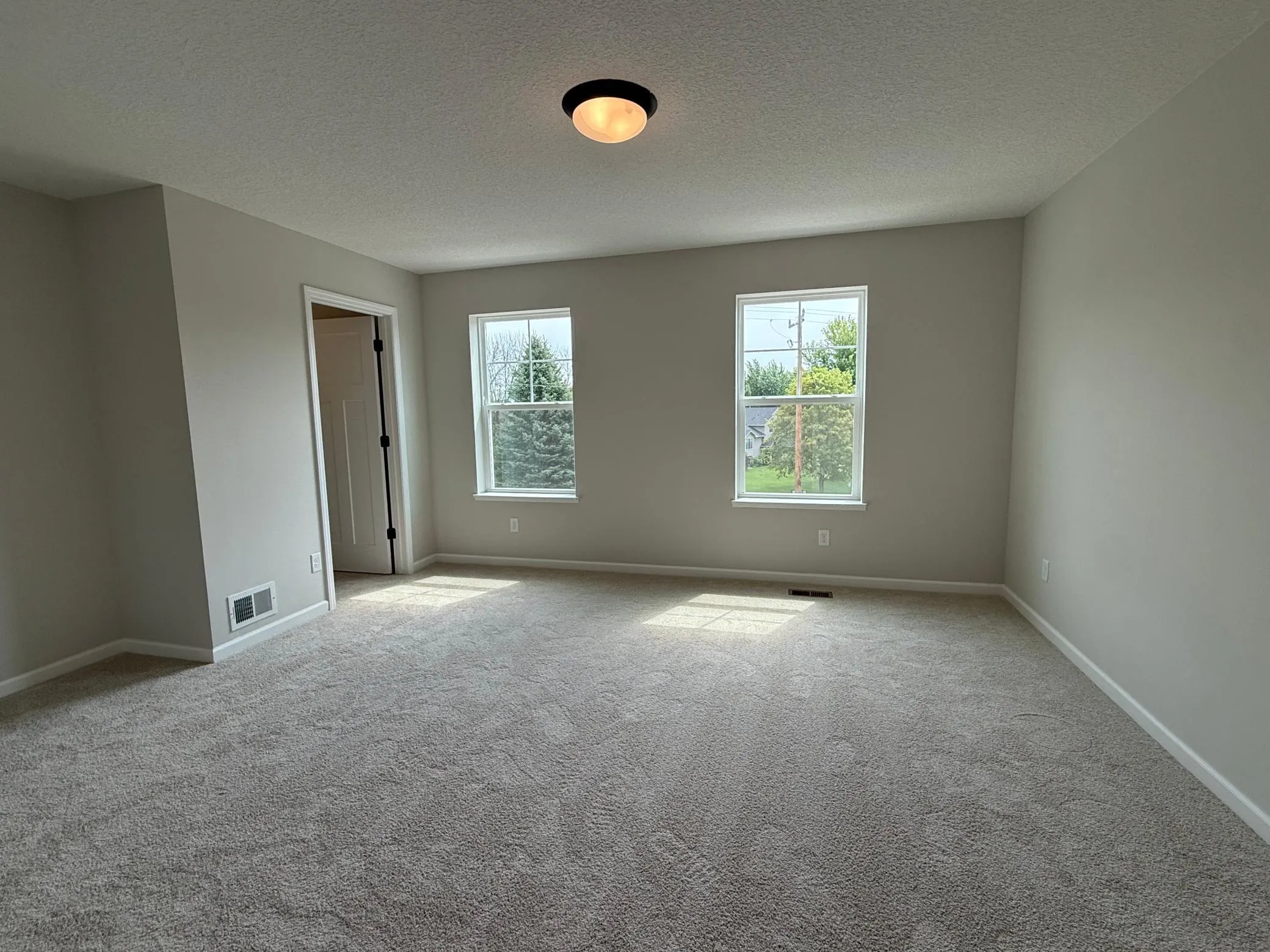 Photo 7 of 13624 Willow Drive