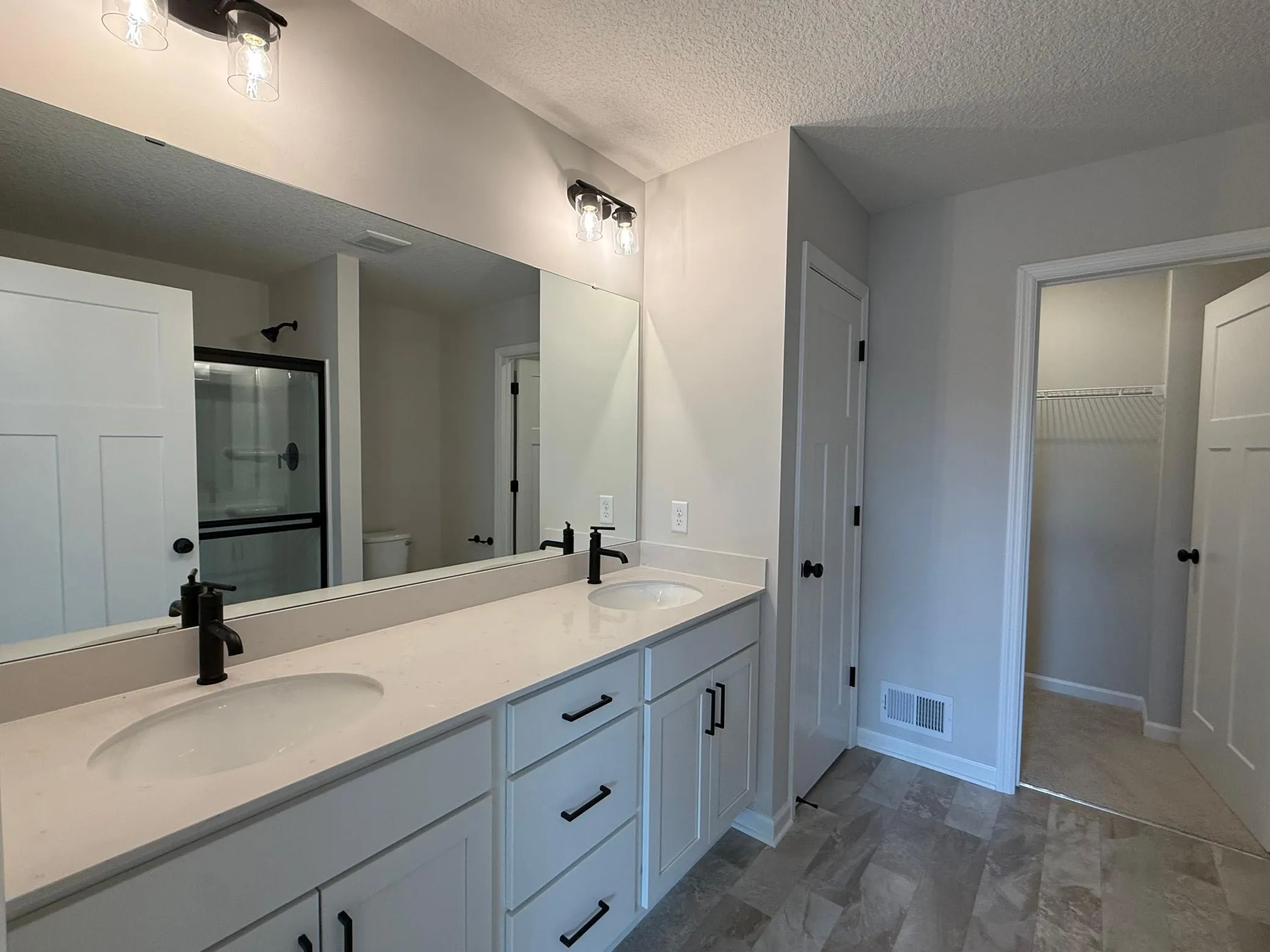 Photo 9 of 13624 Willow Drive