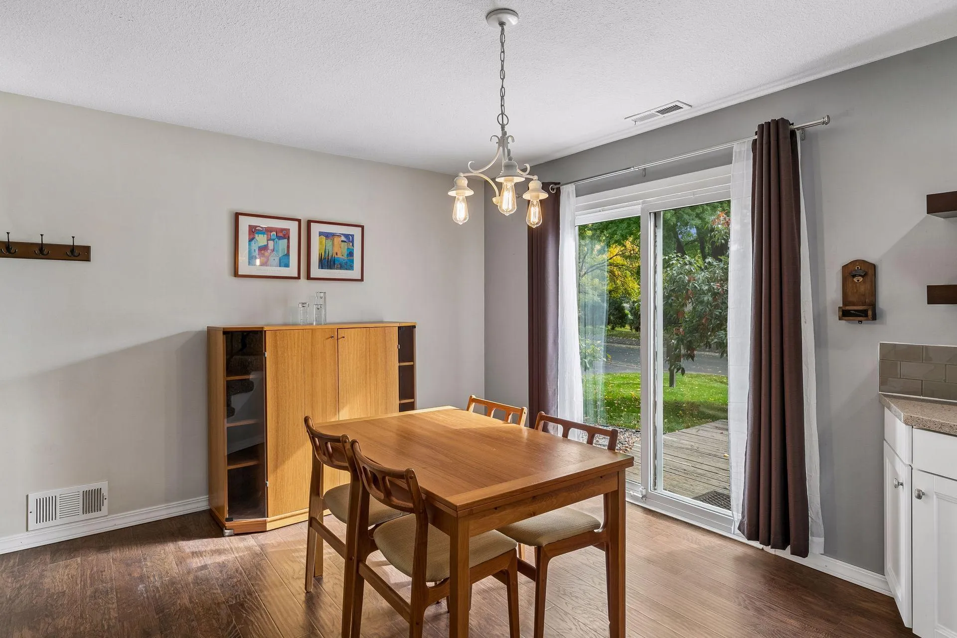 Photo 11 of 11578 Scotch Pine Court