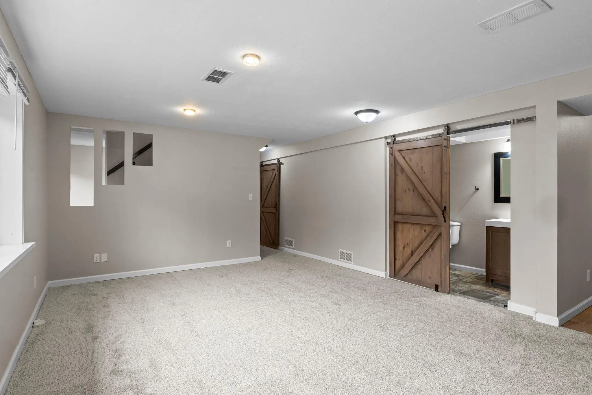 Photo 43 of 1435 56th E Street