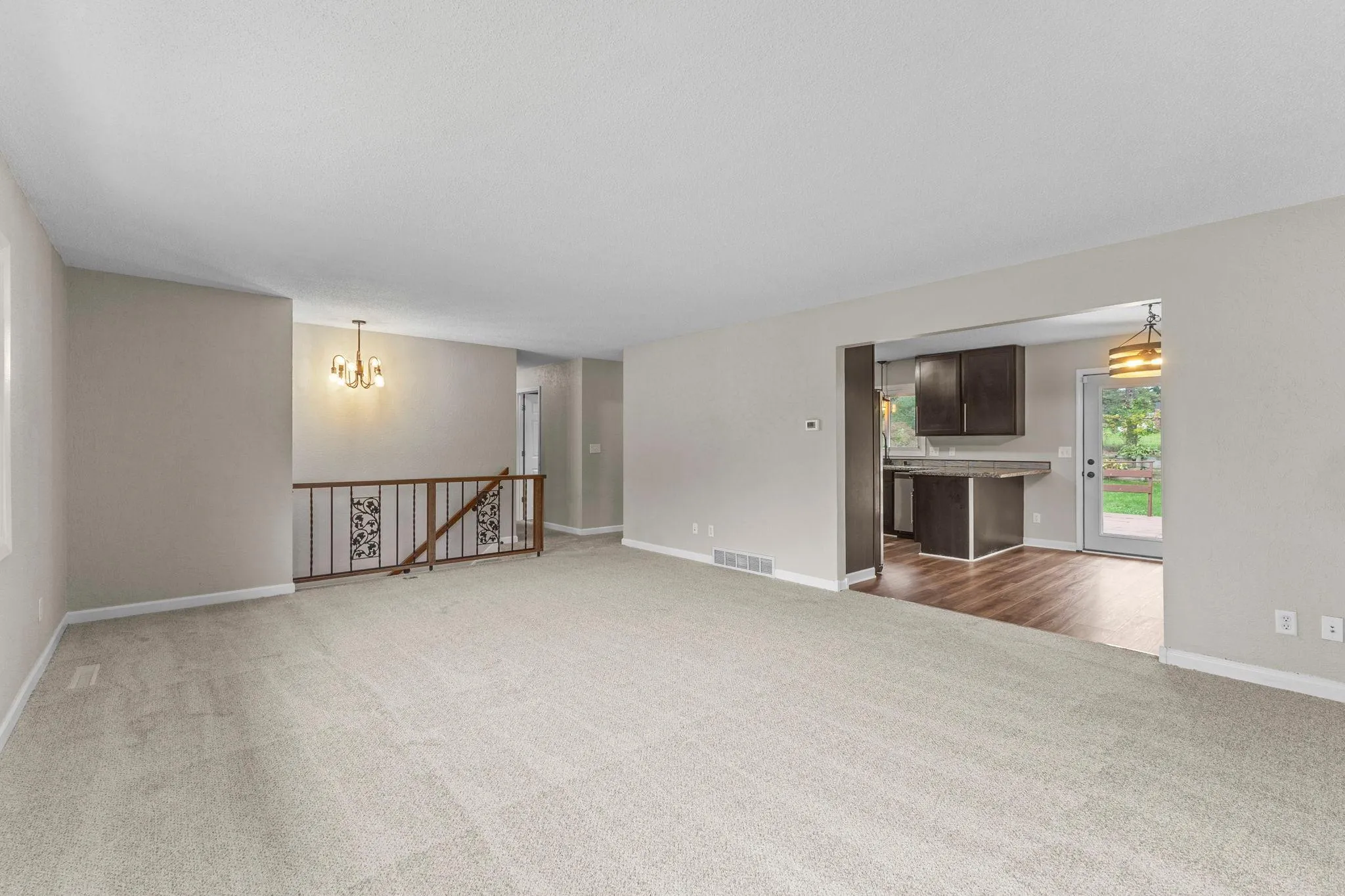 Photo 4 of 1435 56th E Street