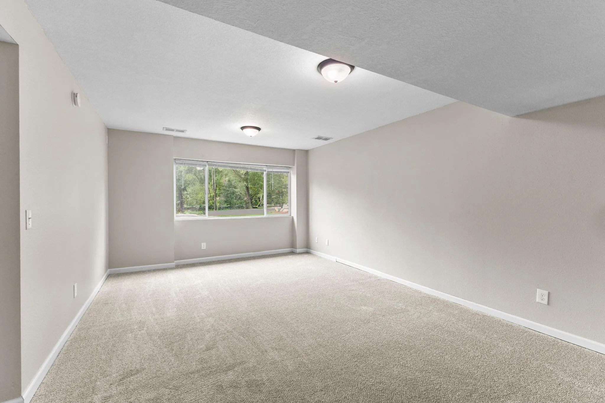 Photo 50 of 1435 56th E Street