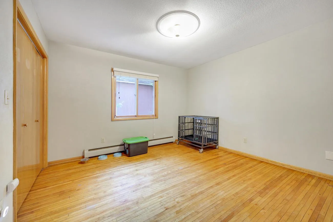 Photo 12 of 505 4th S Street