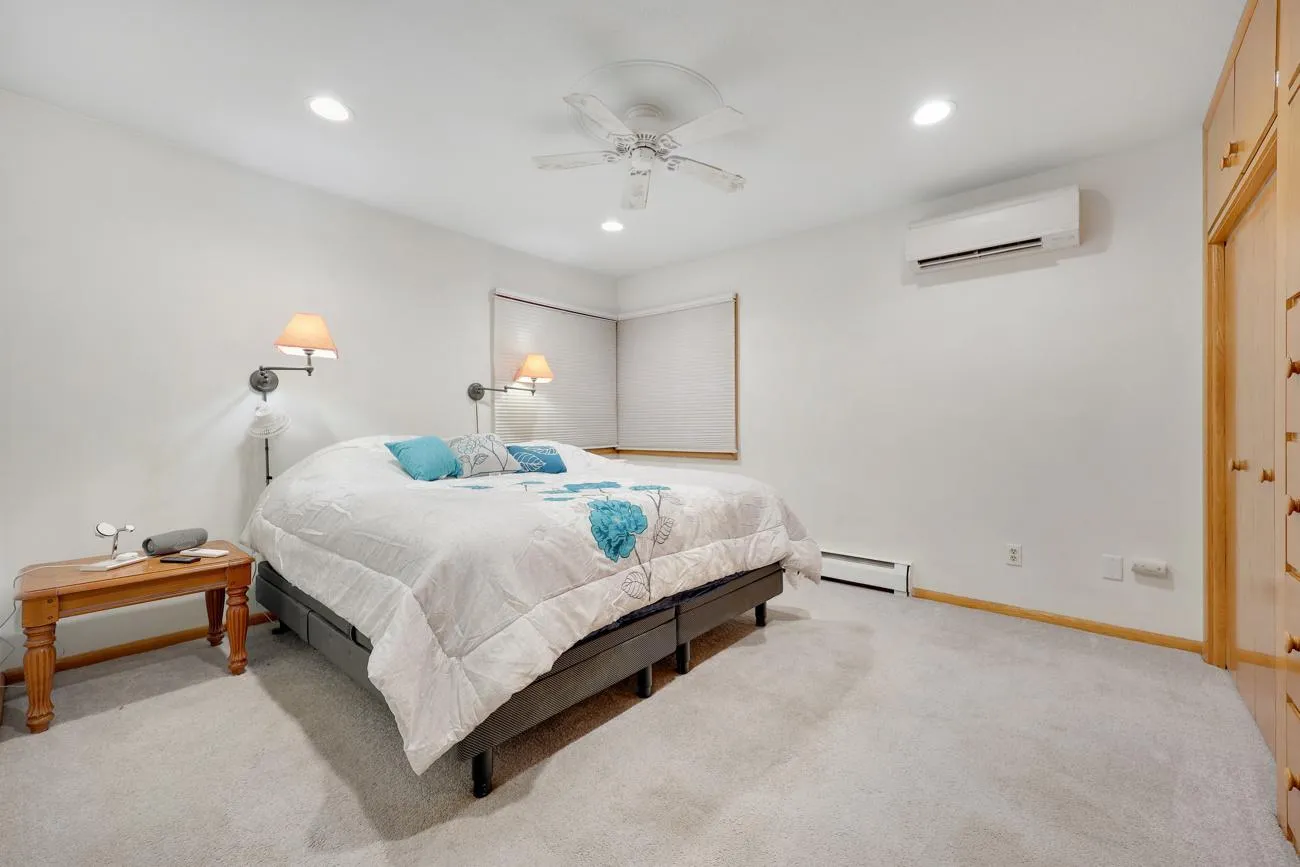 Photo 9 of 505 4th S Street