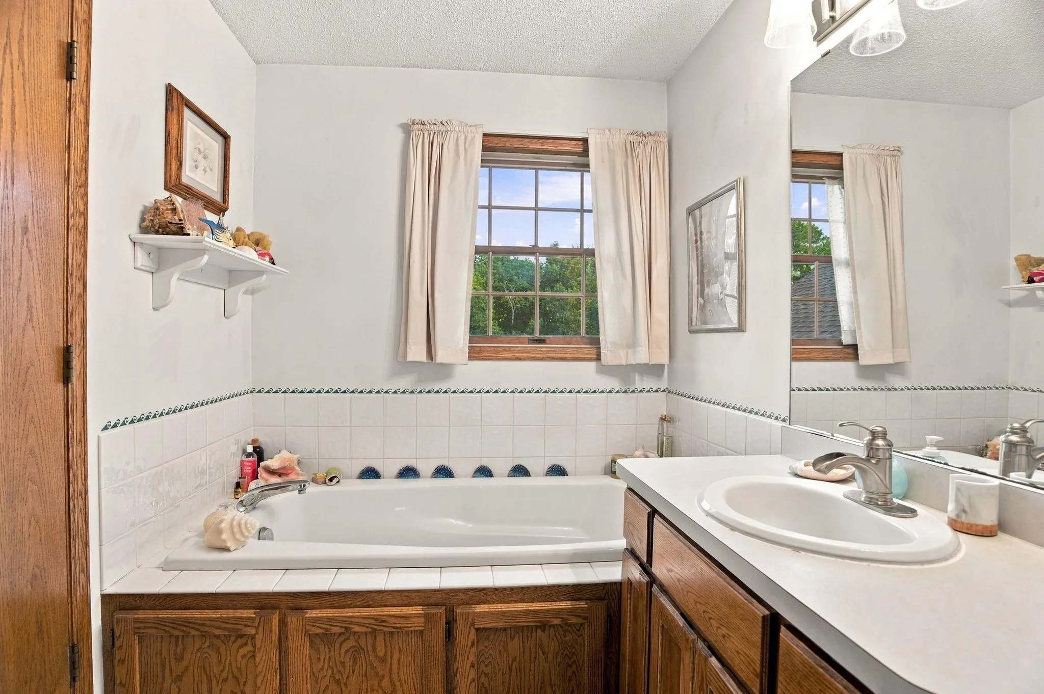 Photo 33 of 11502 Meadow Ne Lane