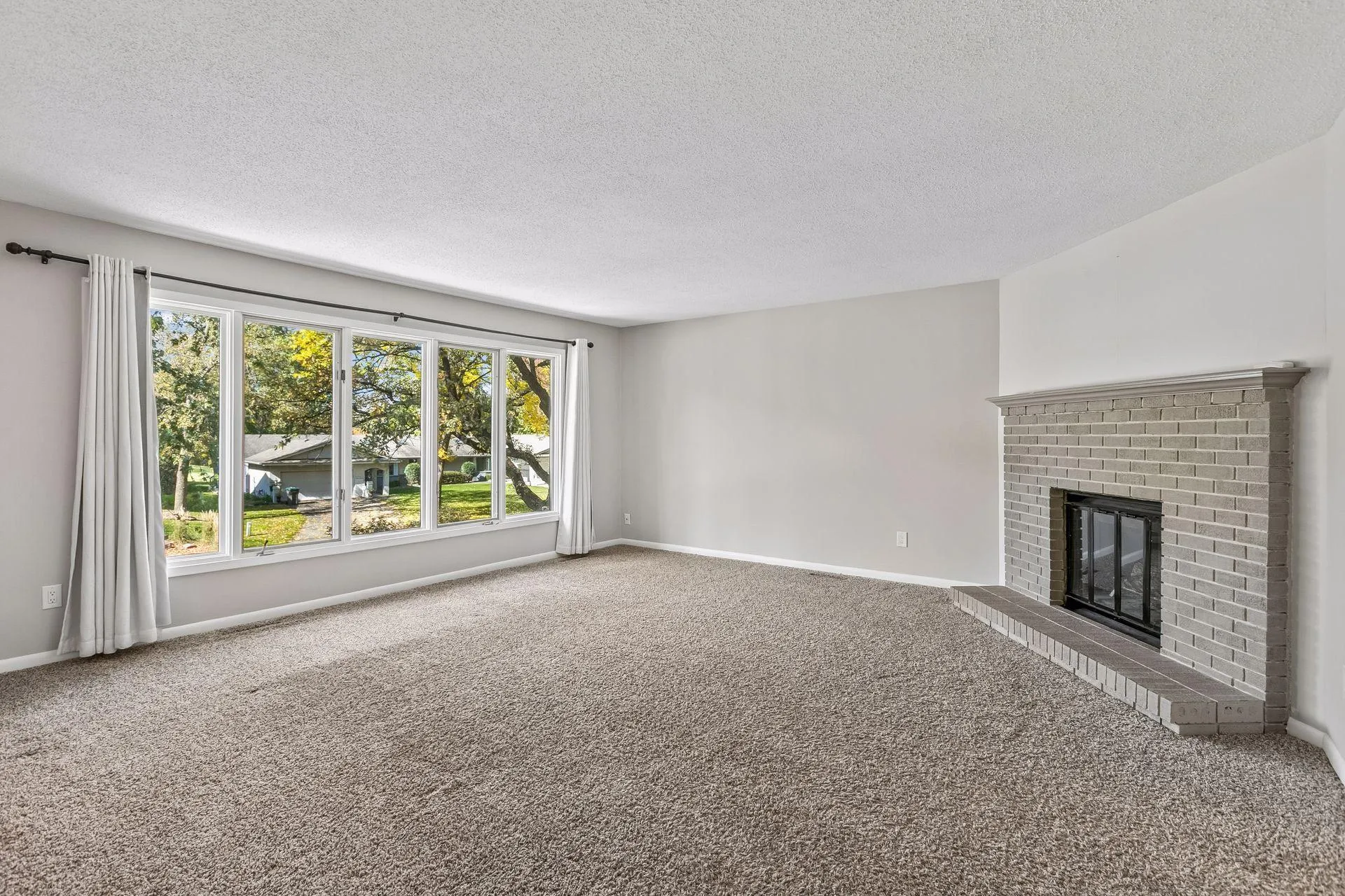 Photo 7 of 9505 Clubhouse Road