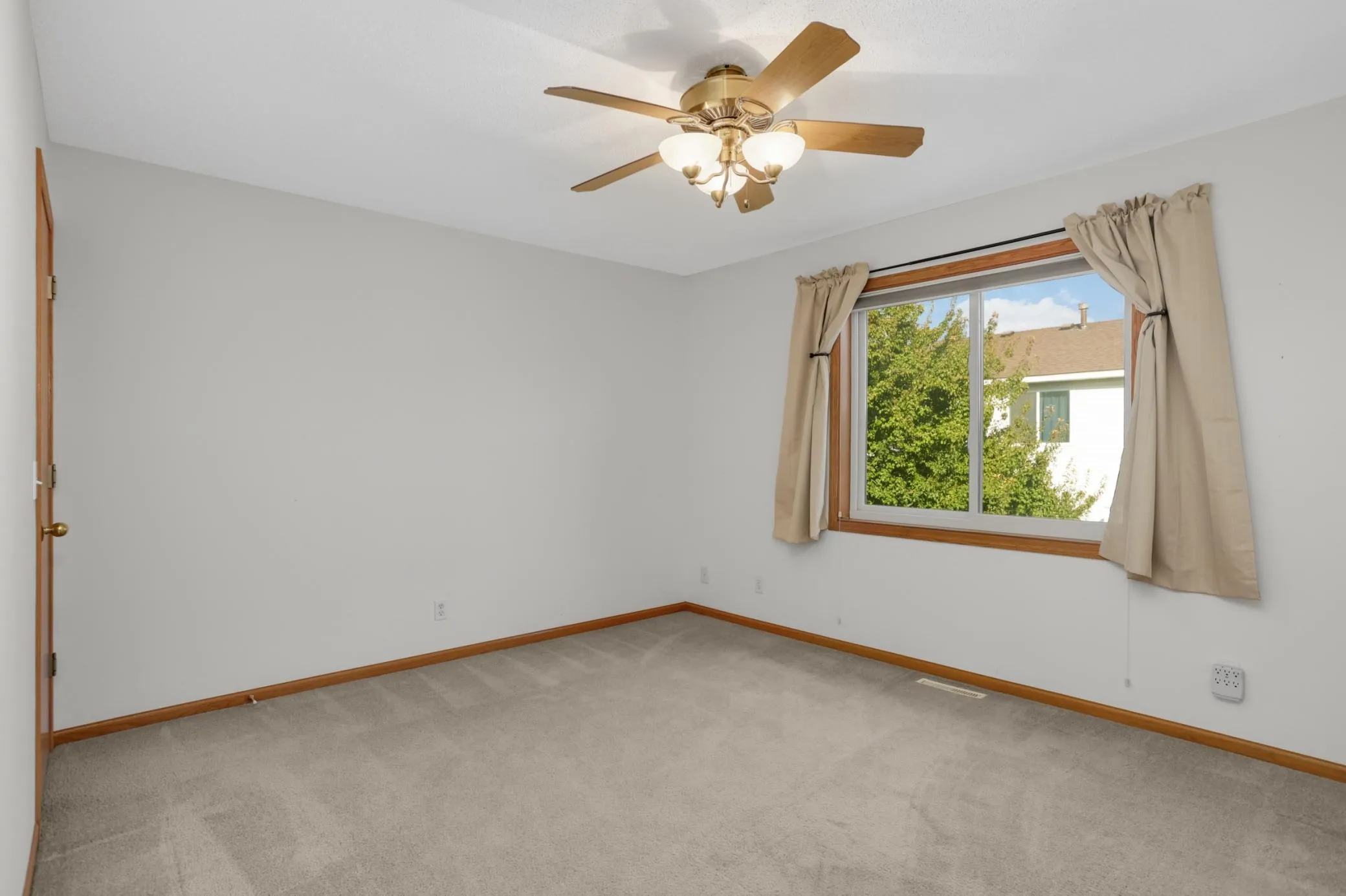 Photo 26 of 1545 Chartreux Avenue