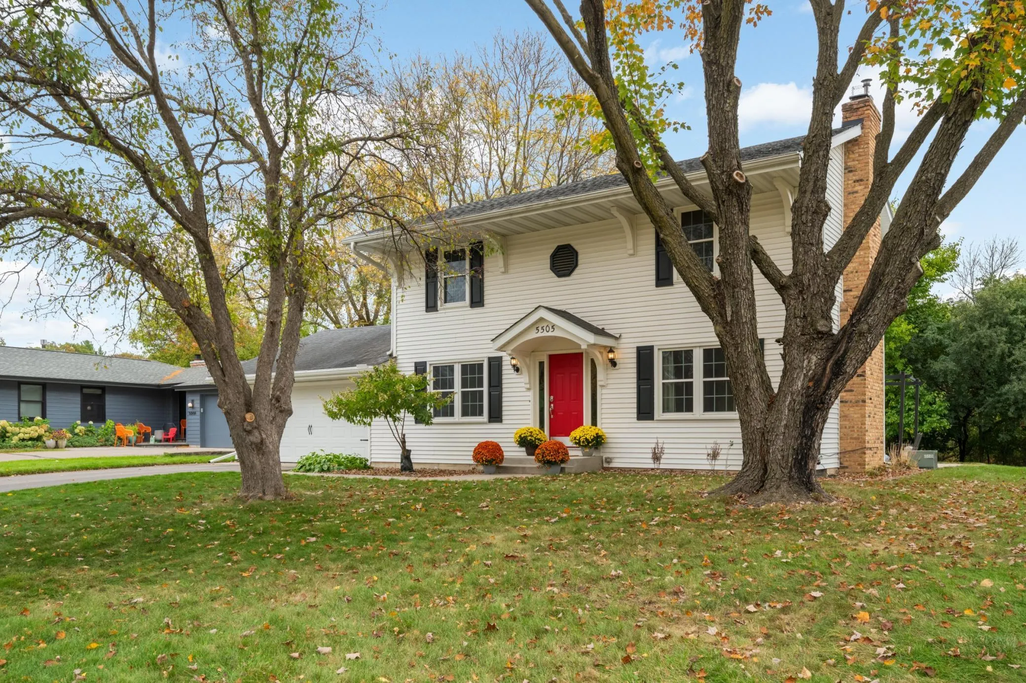 Photo 2 of 5505 Warden Avenue