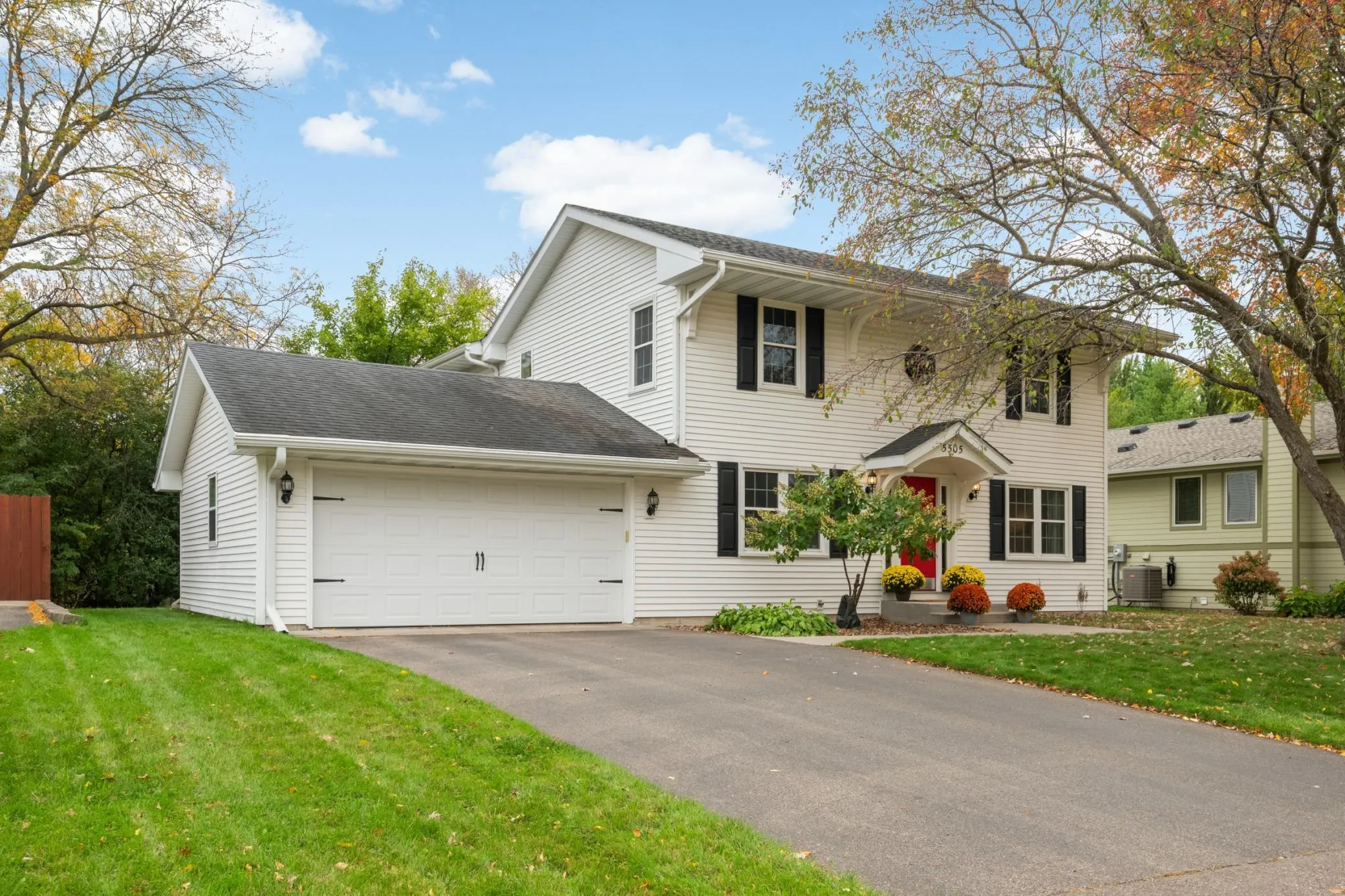 Photo 44 of 5505 Warden Avenue