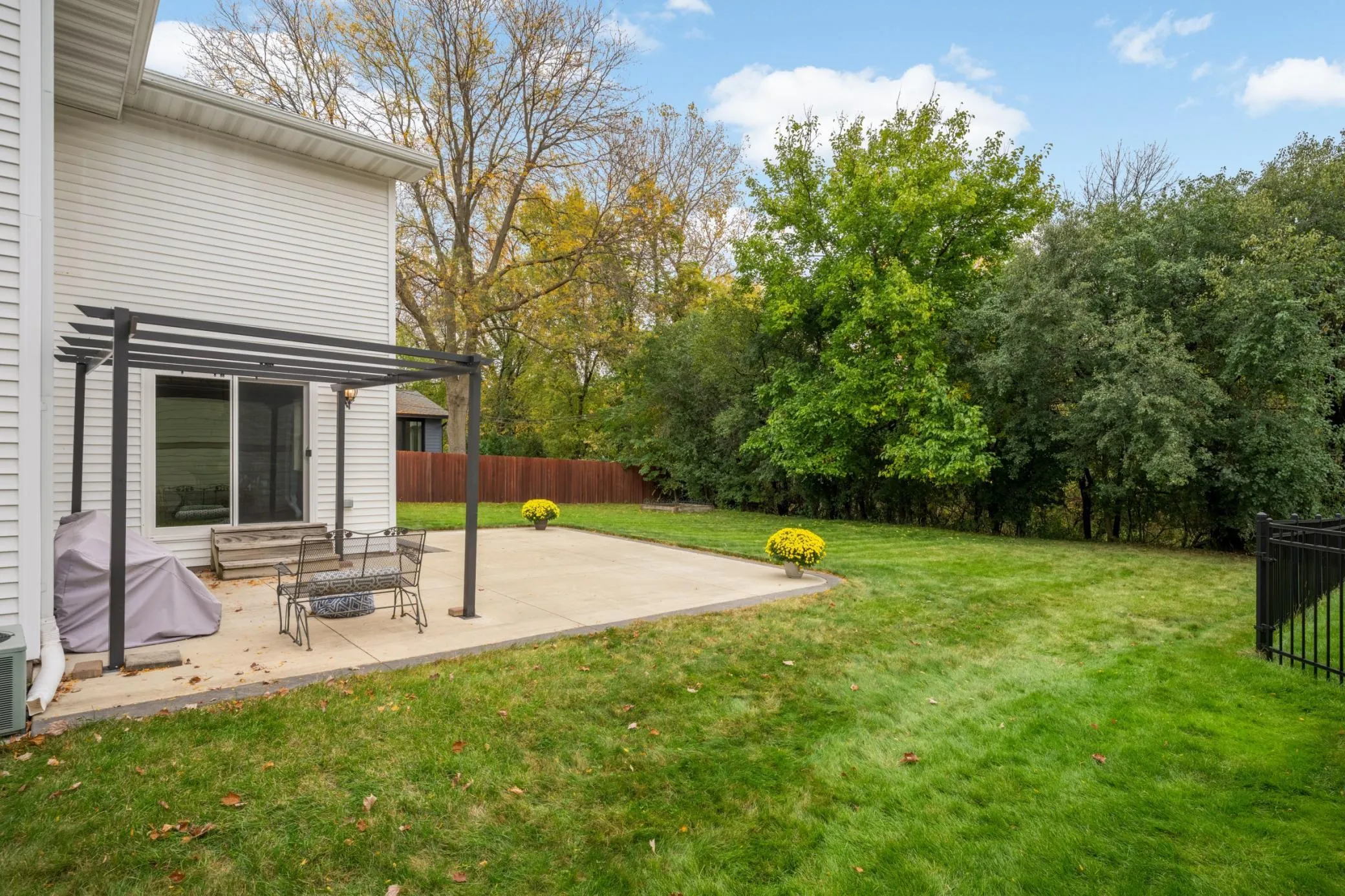 Photo 37 of 5505 Warden Avenue