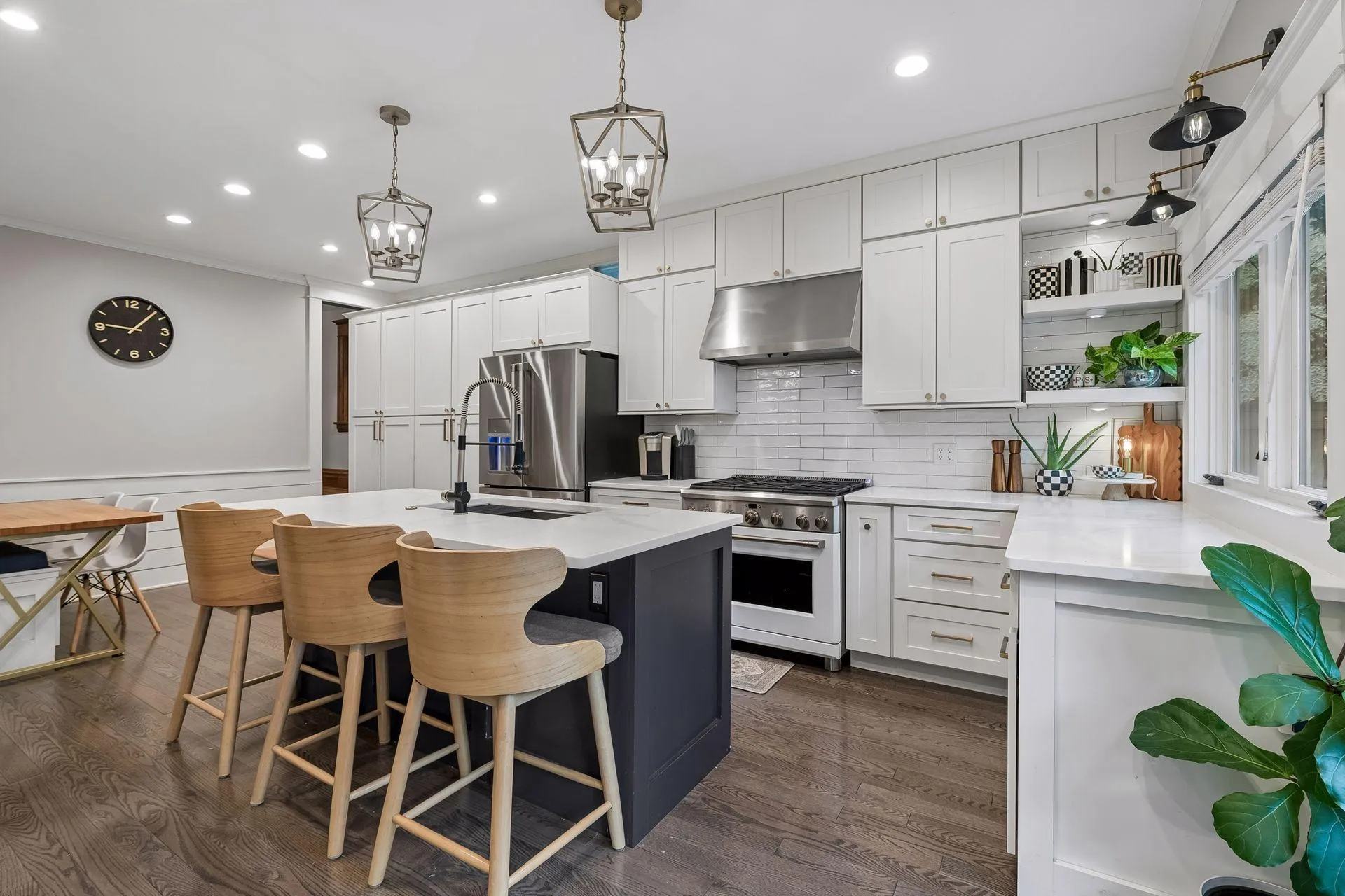 Photo 13 of 2510 W 22nd Street