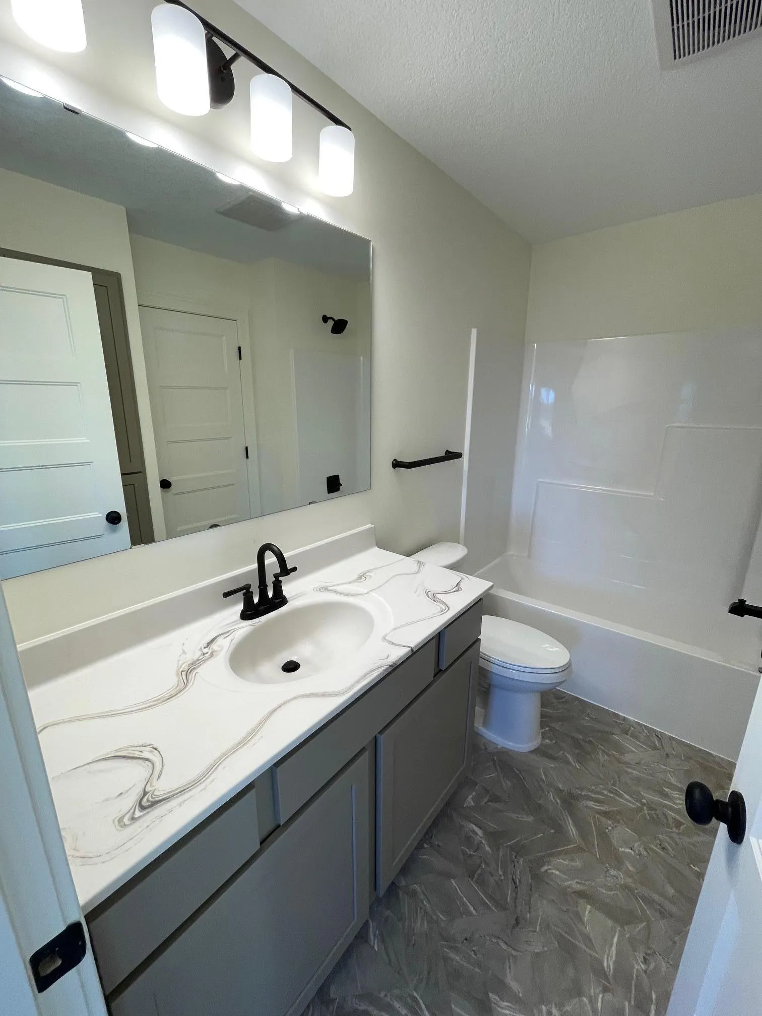 Photo 6 of 34026 Walbo Nw Drive