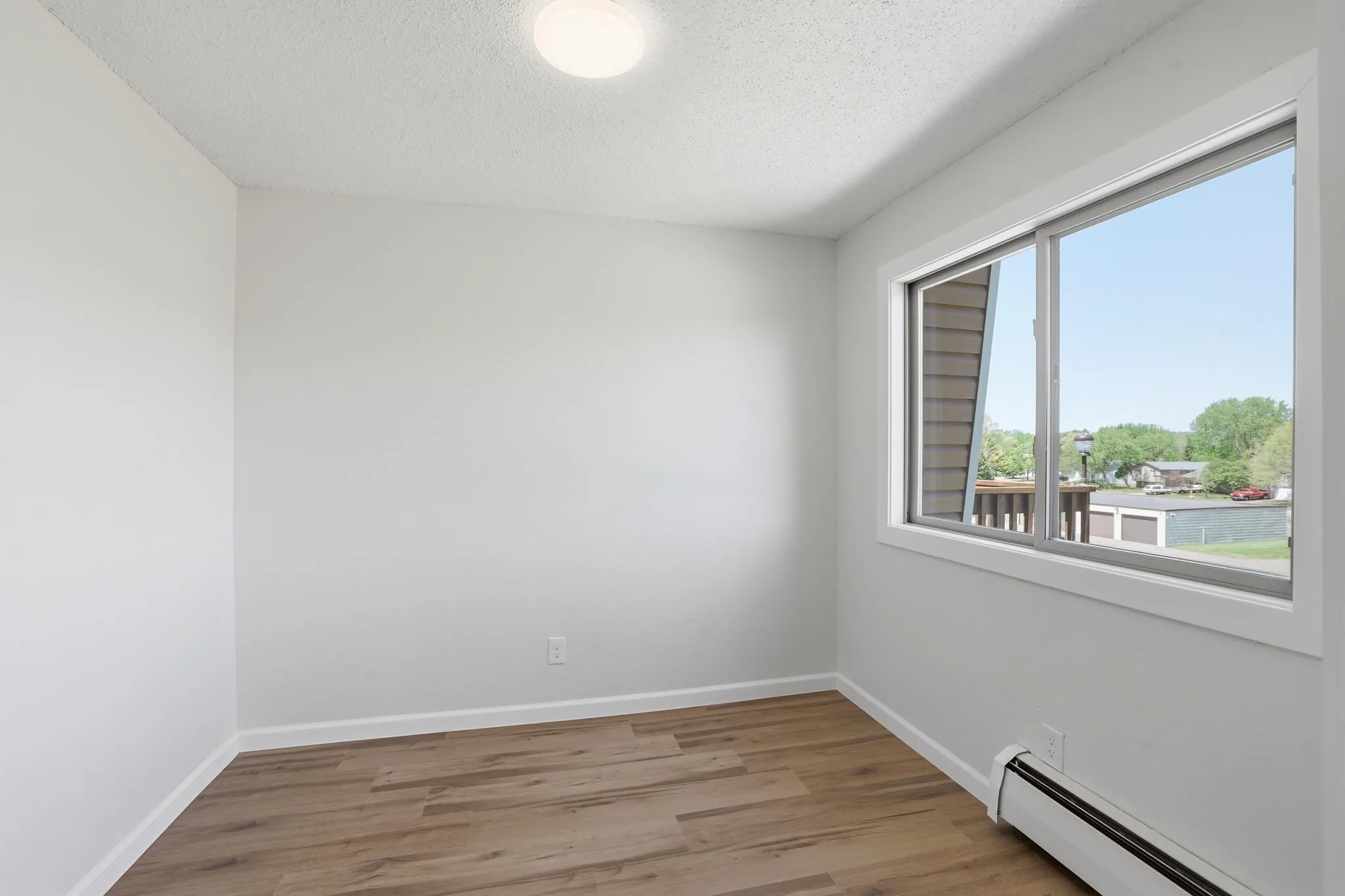 Photo 4 of 14630 Garrett Avenue Unit 611