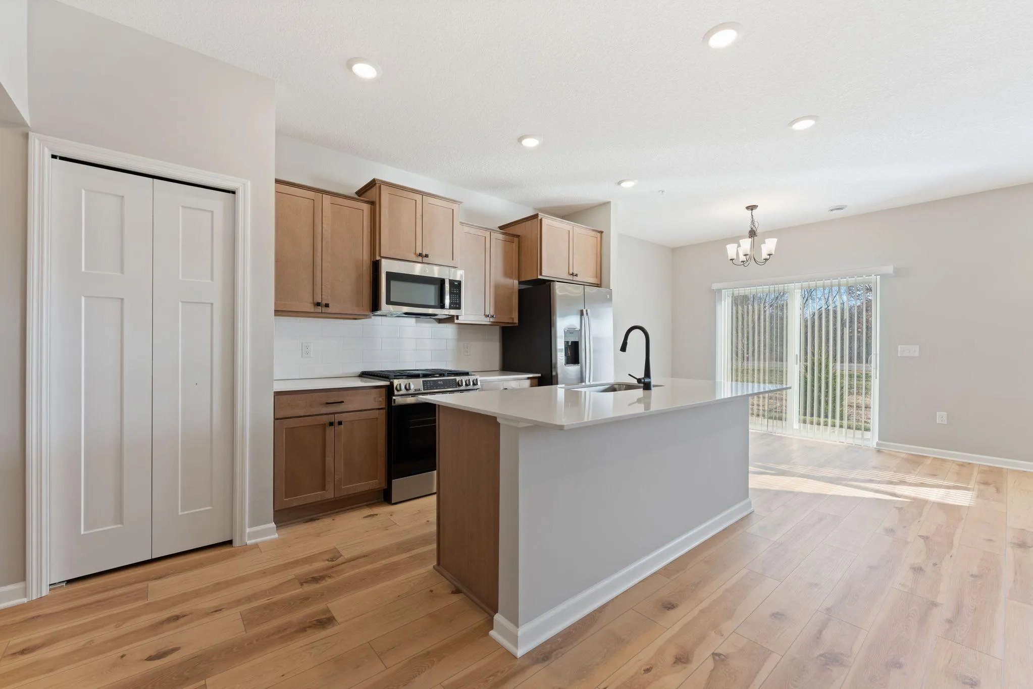 Photo 6 of 23153 Creekview Court