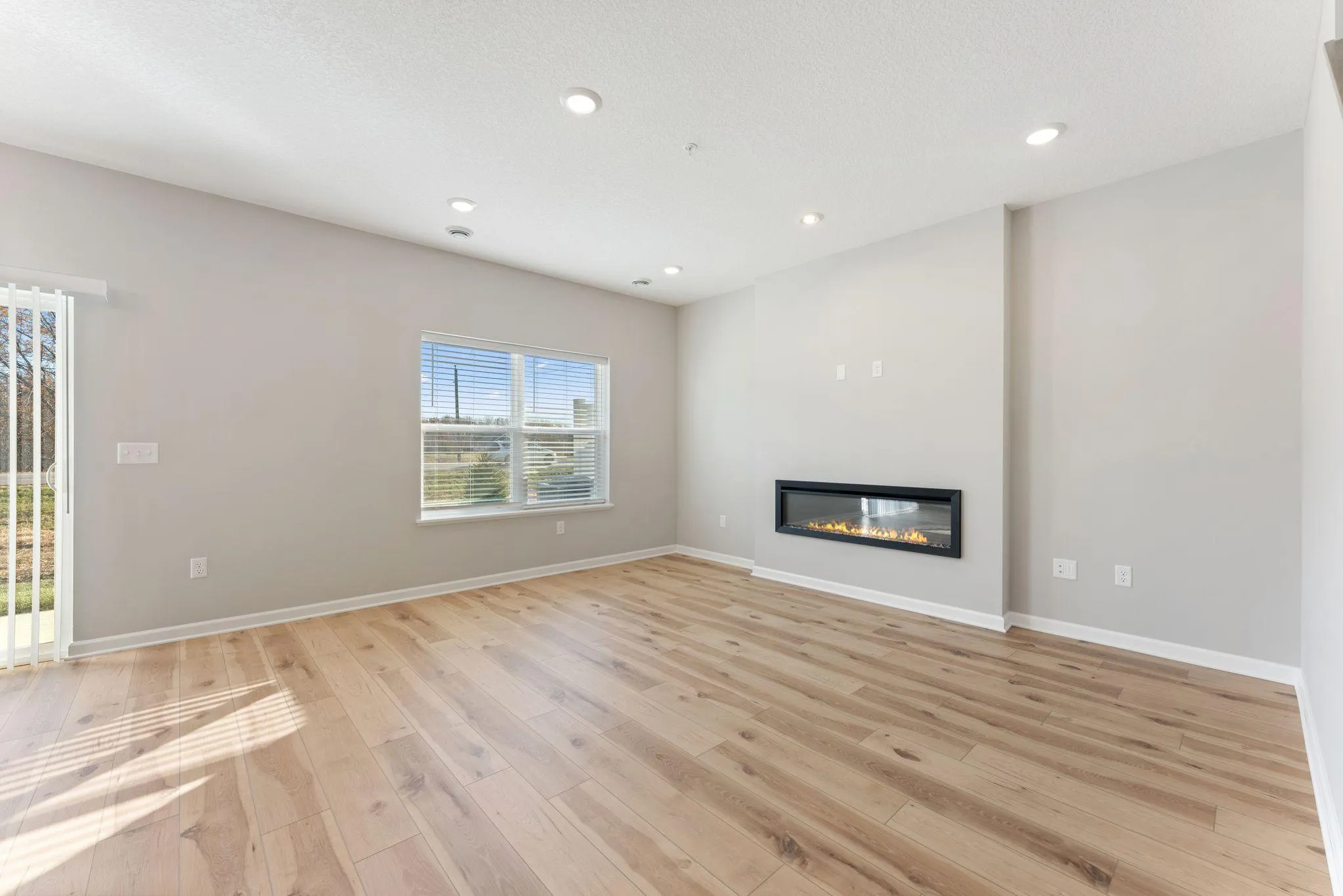 Photo 8 of 23153 Creekview Court