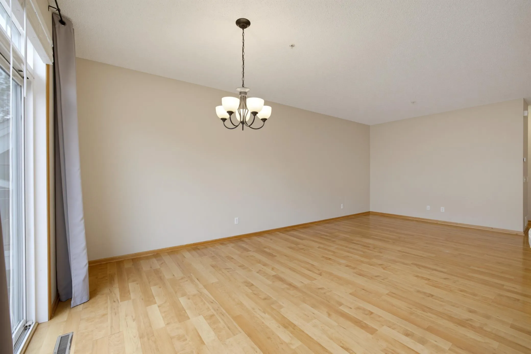Photo 6 of 15529 Eagle Shore Drive Unit 804