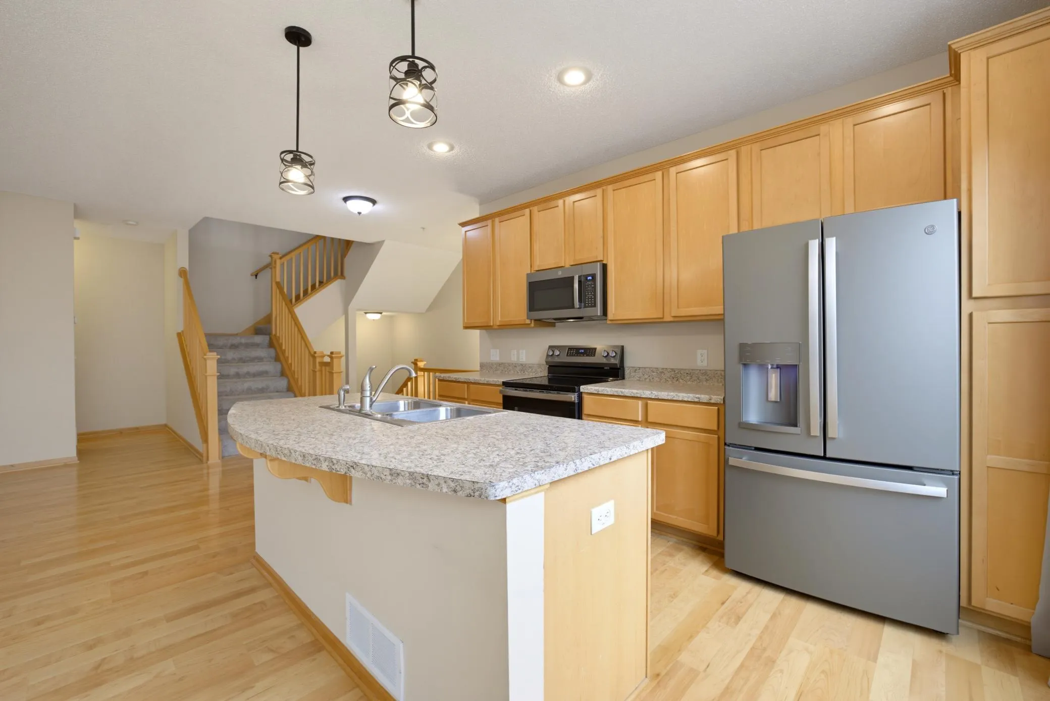 Photo 10 of 15529 Eagle Shore Drive Unit 804