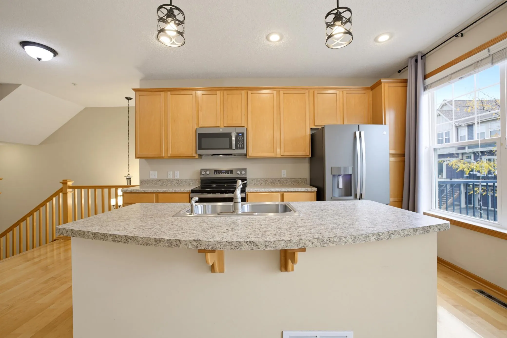 Photo 7 of 15529 Eagle Shore Drive Unit 804