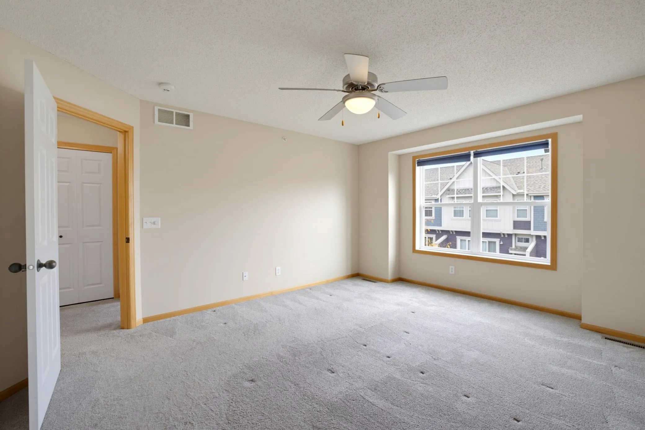 Photo 15 of 15529 Eagle Shore Drive Unit 804