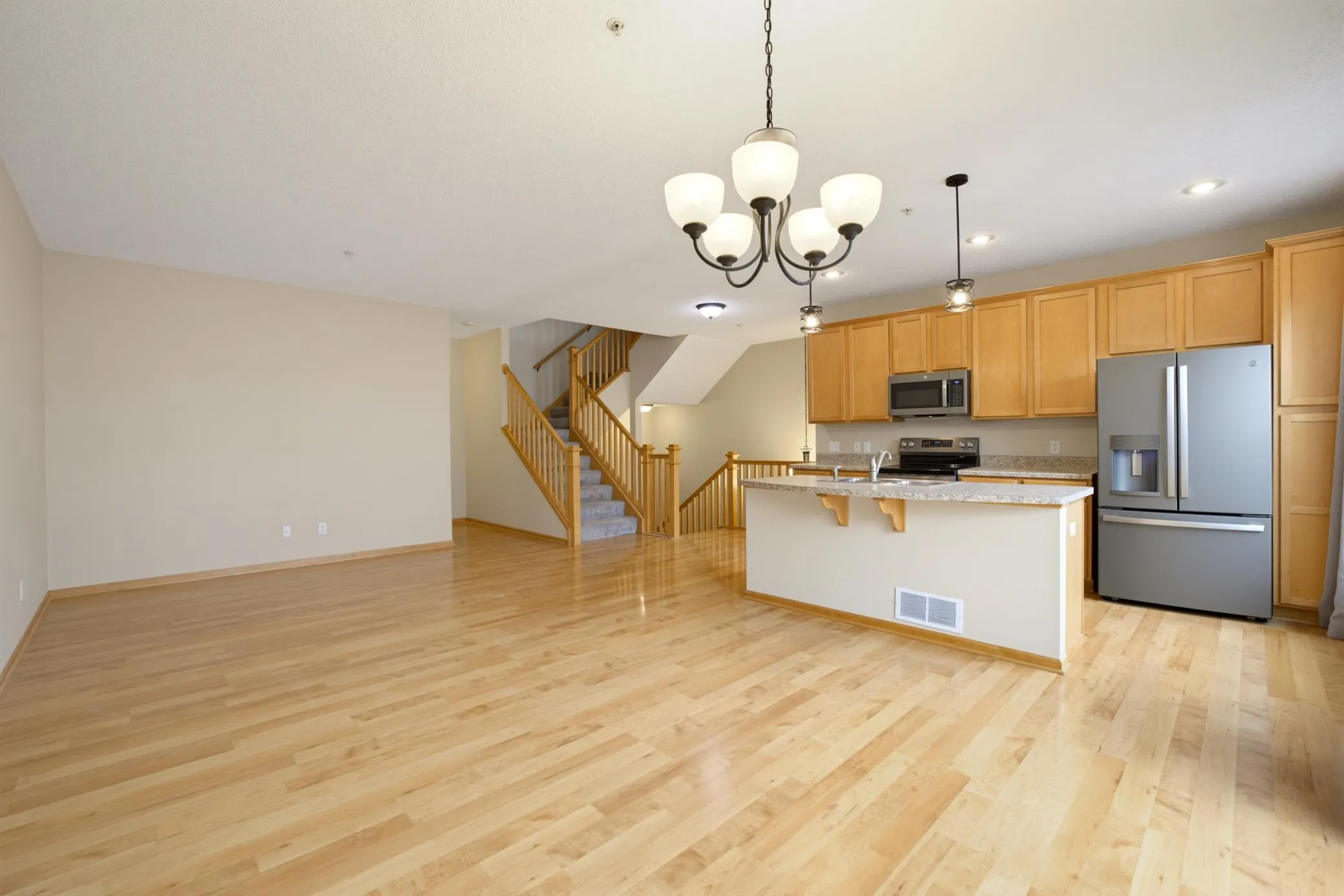 Photo 4 of 15529 Eagle Shore Drive Unit 804