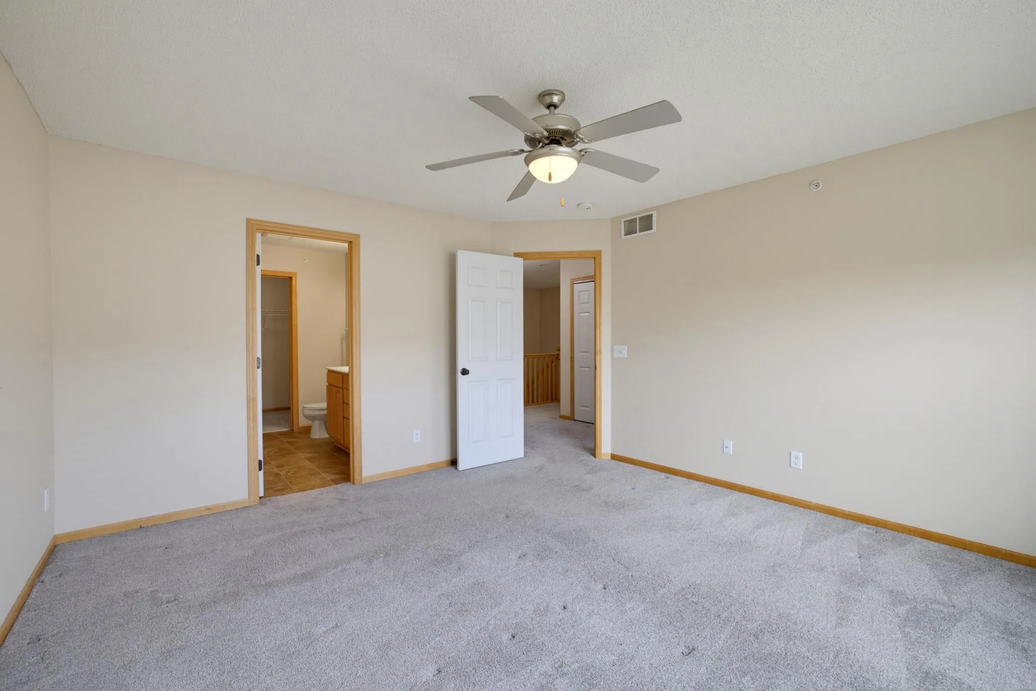 Photo 14 of 15529 Eagle Shore Drive Unit 804