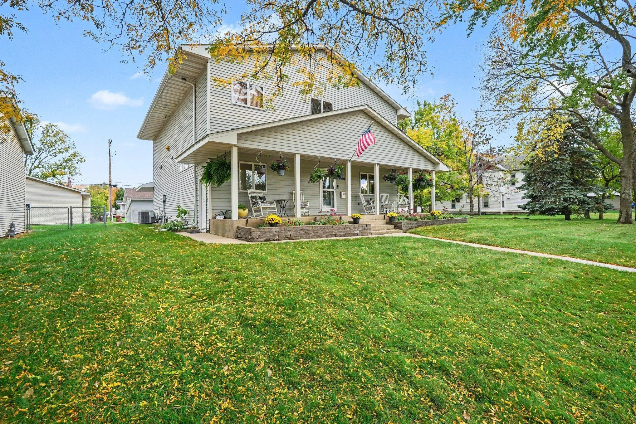Photo 43 of 630 Summit Avenue