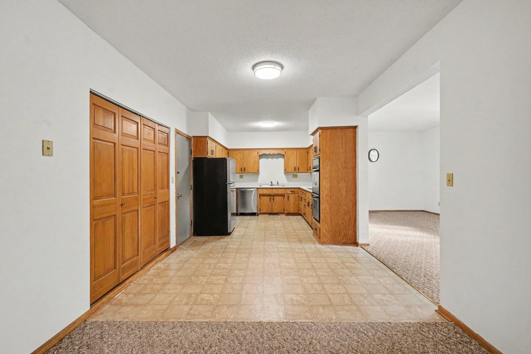 Photo 35 of 630 Summit Avenue