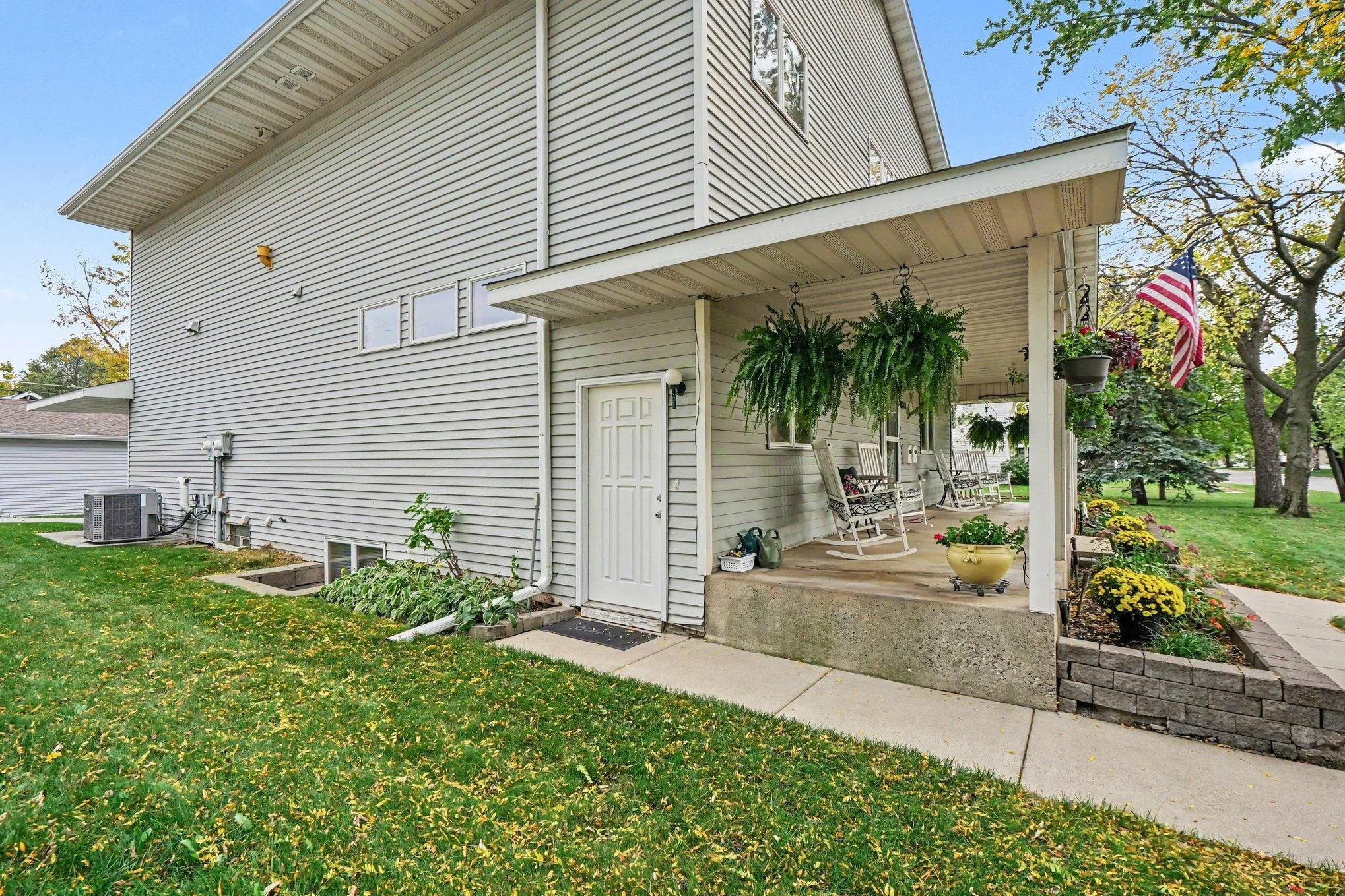 Photo 42 of 630 Summit Avenue