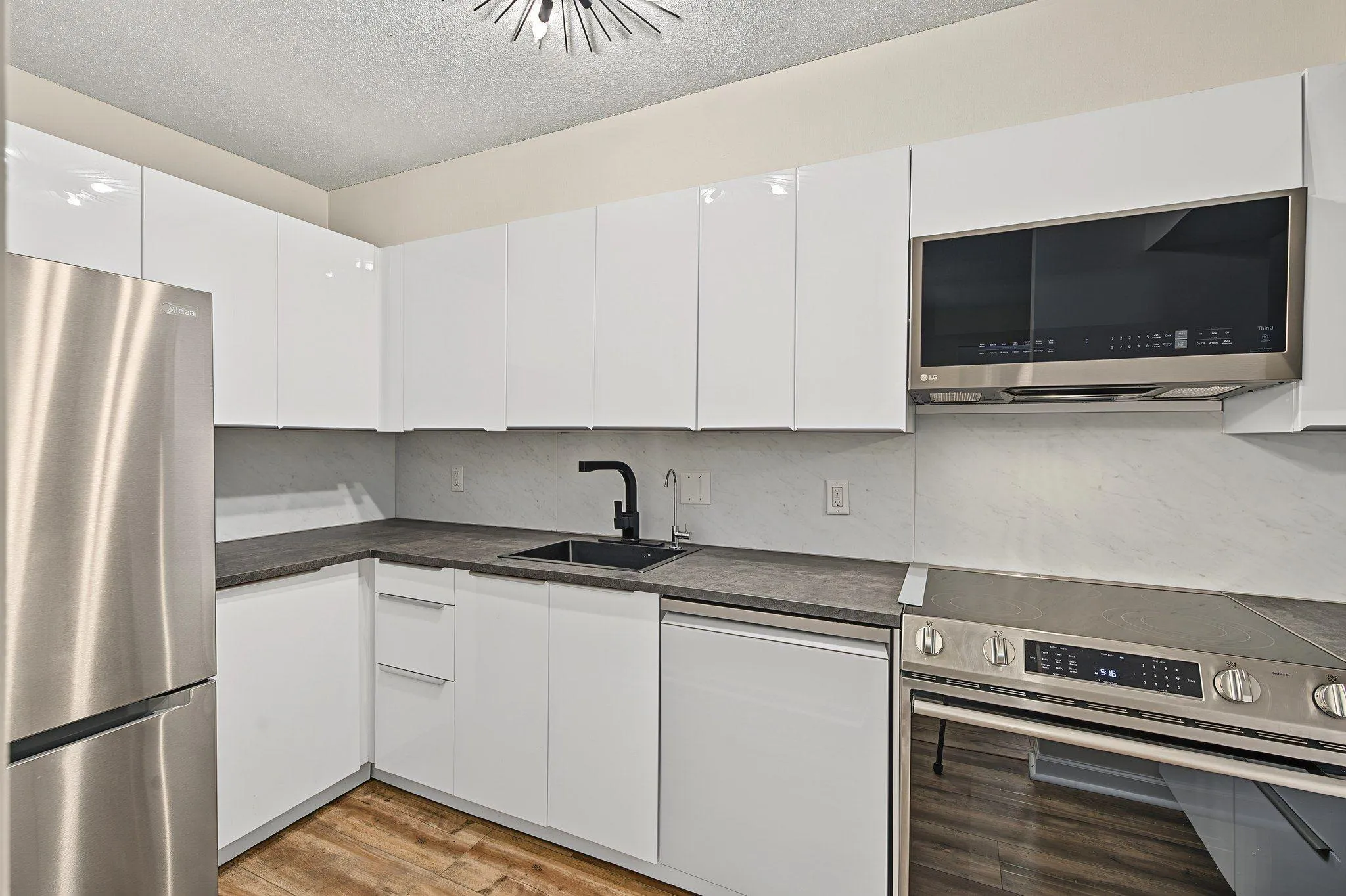 Photo 7 of 3200 Virginia S Avenue Unit 215