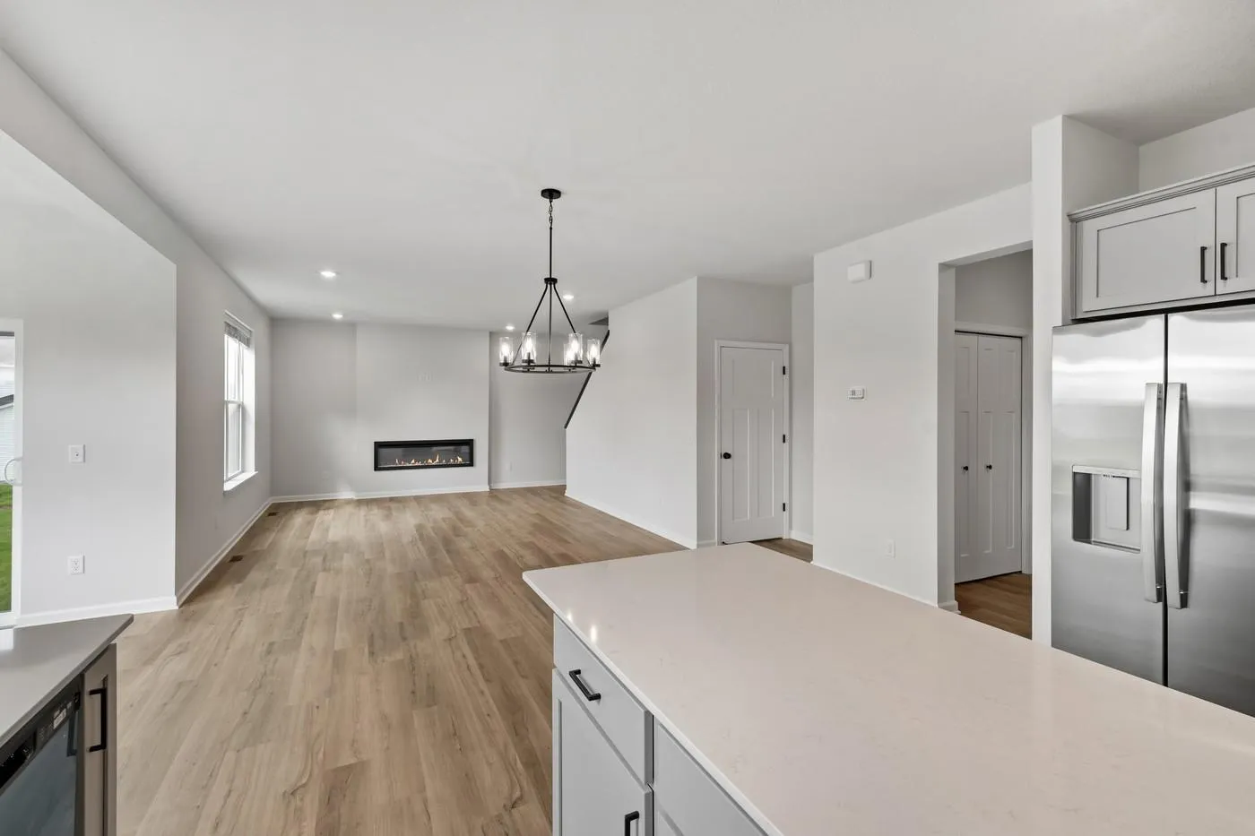Photo 3 of 11635 Langston Ne Avenue