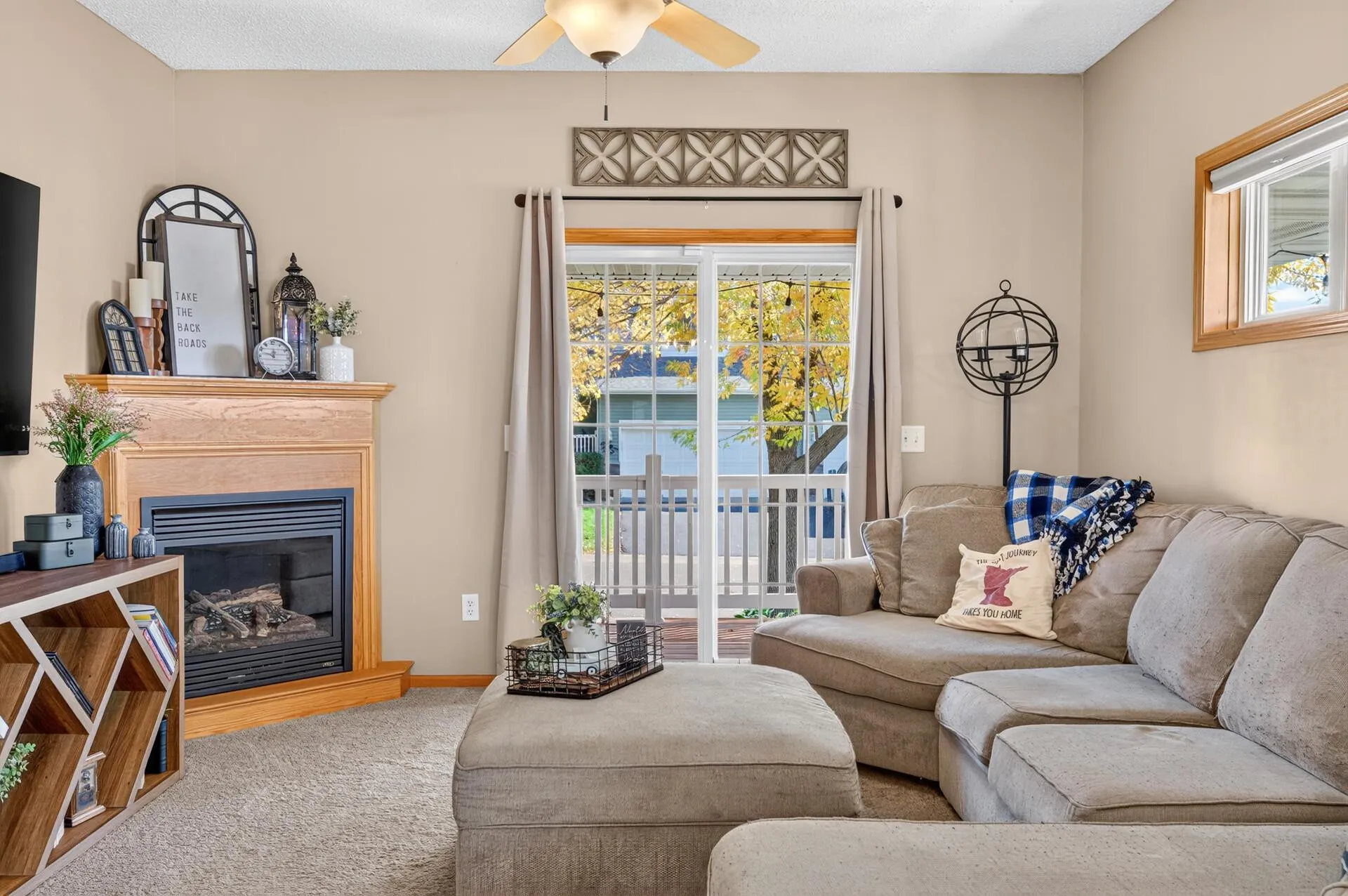 Photo 6 of 7623 Palomino Ne Avenue