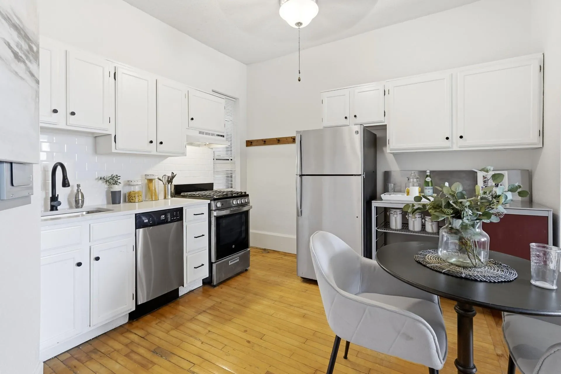 Photo 5 of 605 S 9th Street Unit 6