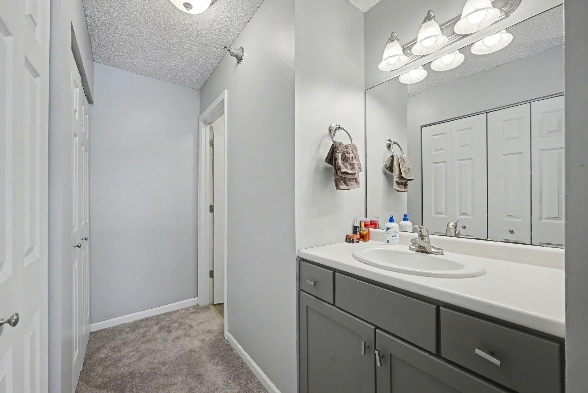 Photo 19 of 6165 Chasewood Parkway Unit 1