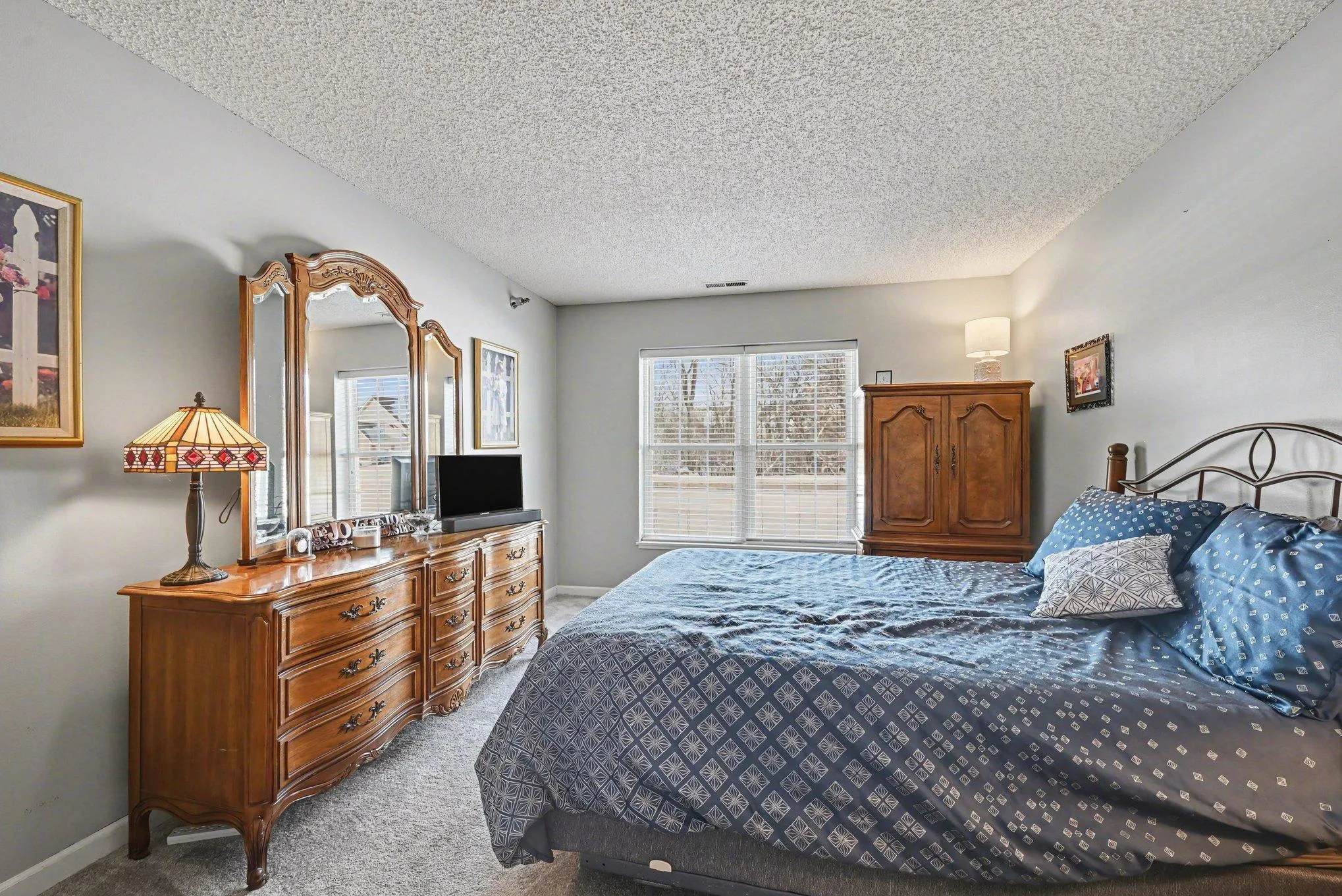Photo 13 of 6165 Chasewood Parkway Unit 1