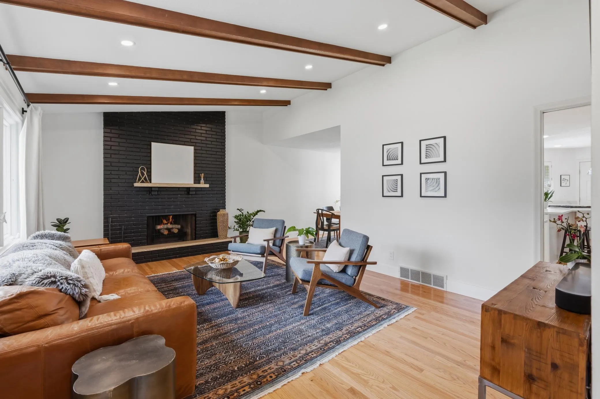 Photo 3 of 7132 Glouchester Avenue
