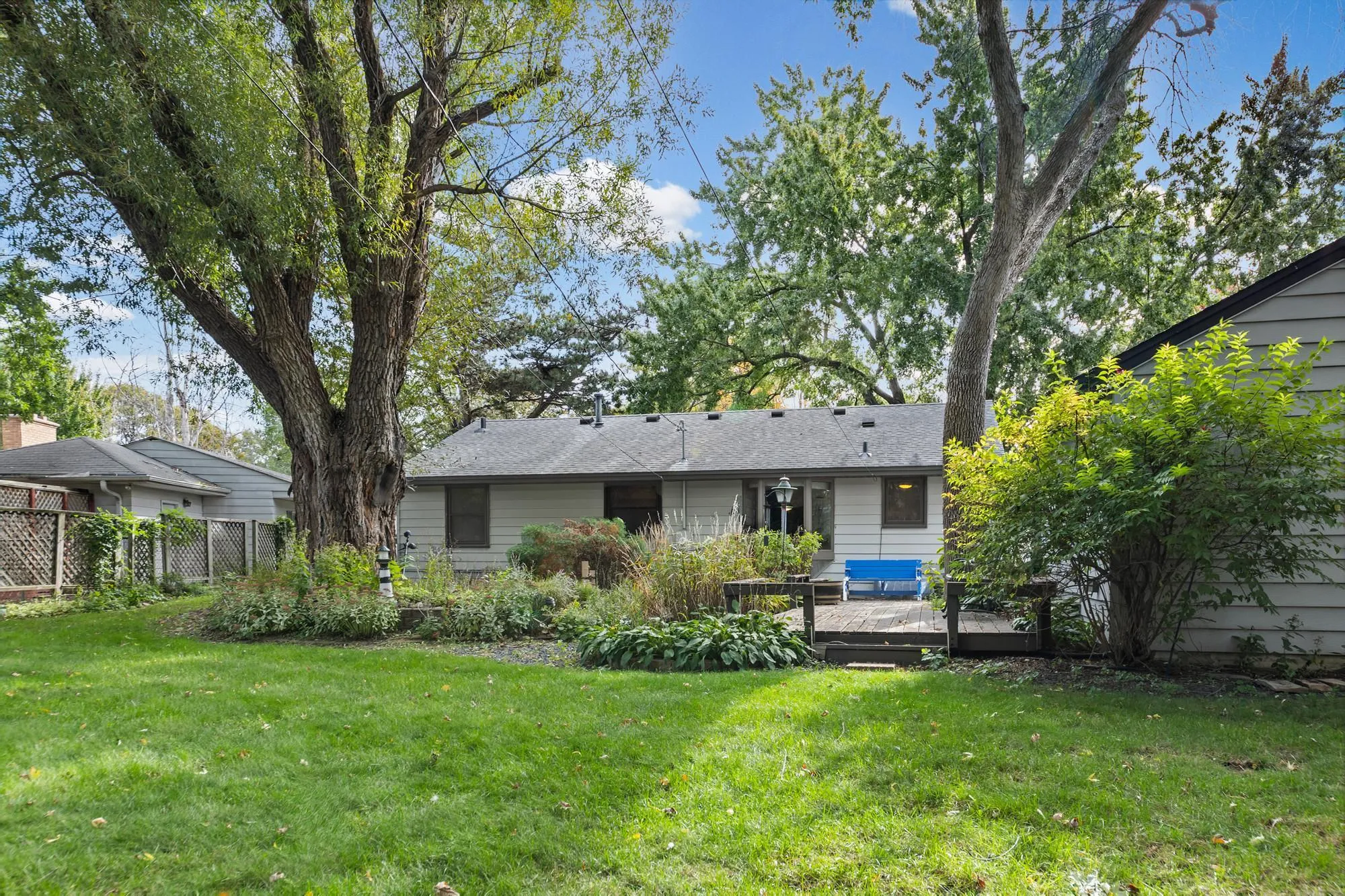 Photo 6 of 10230 York Lane