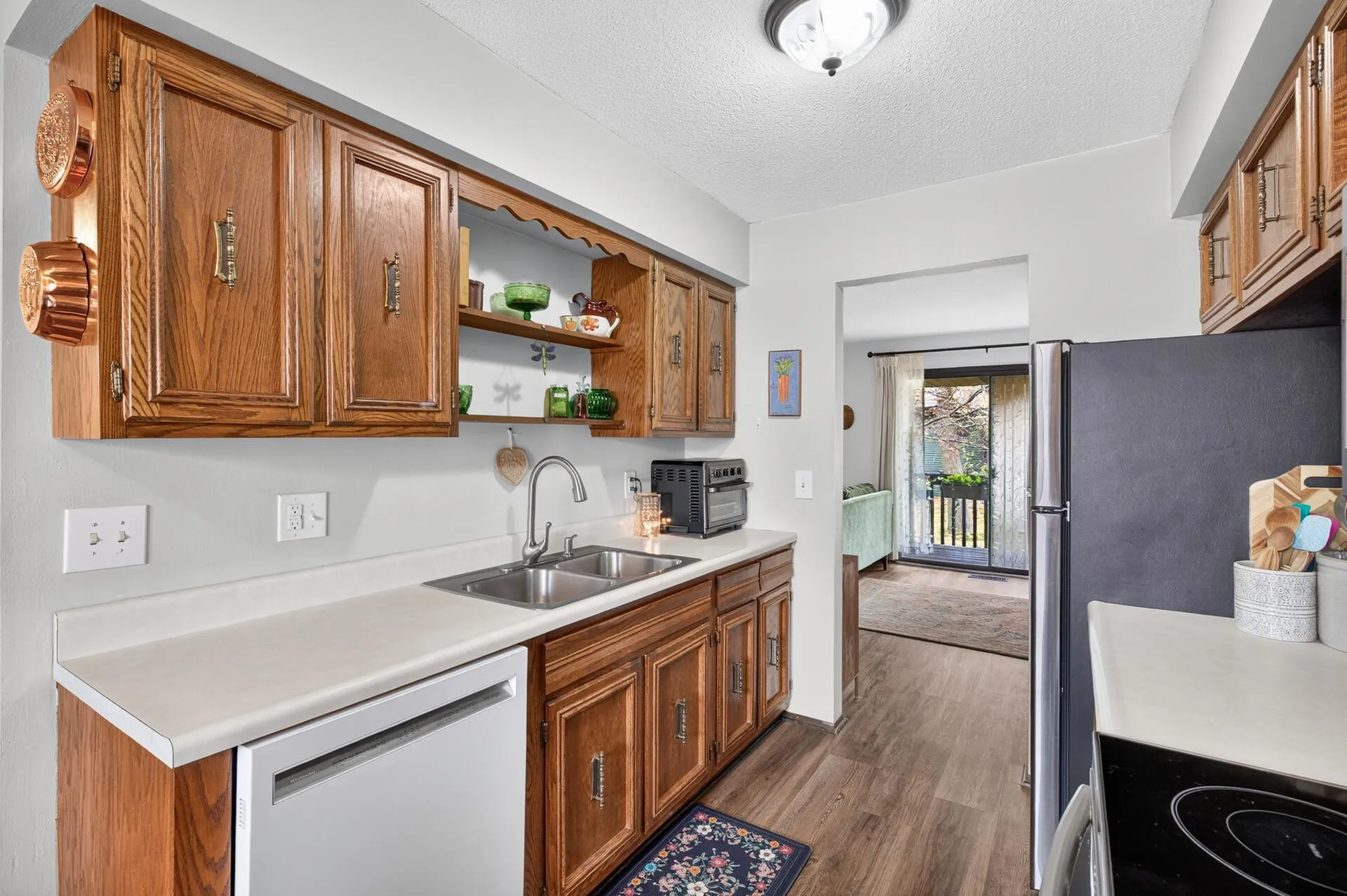 Photo 12 of 1802 Humboldt Avenue