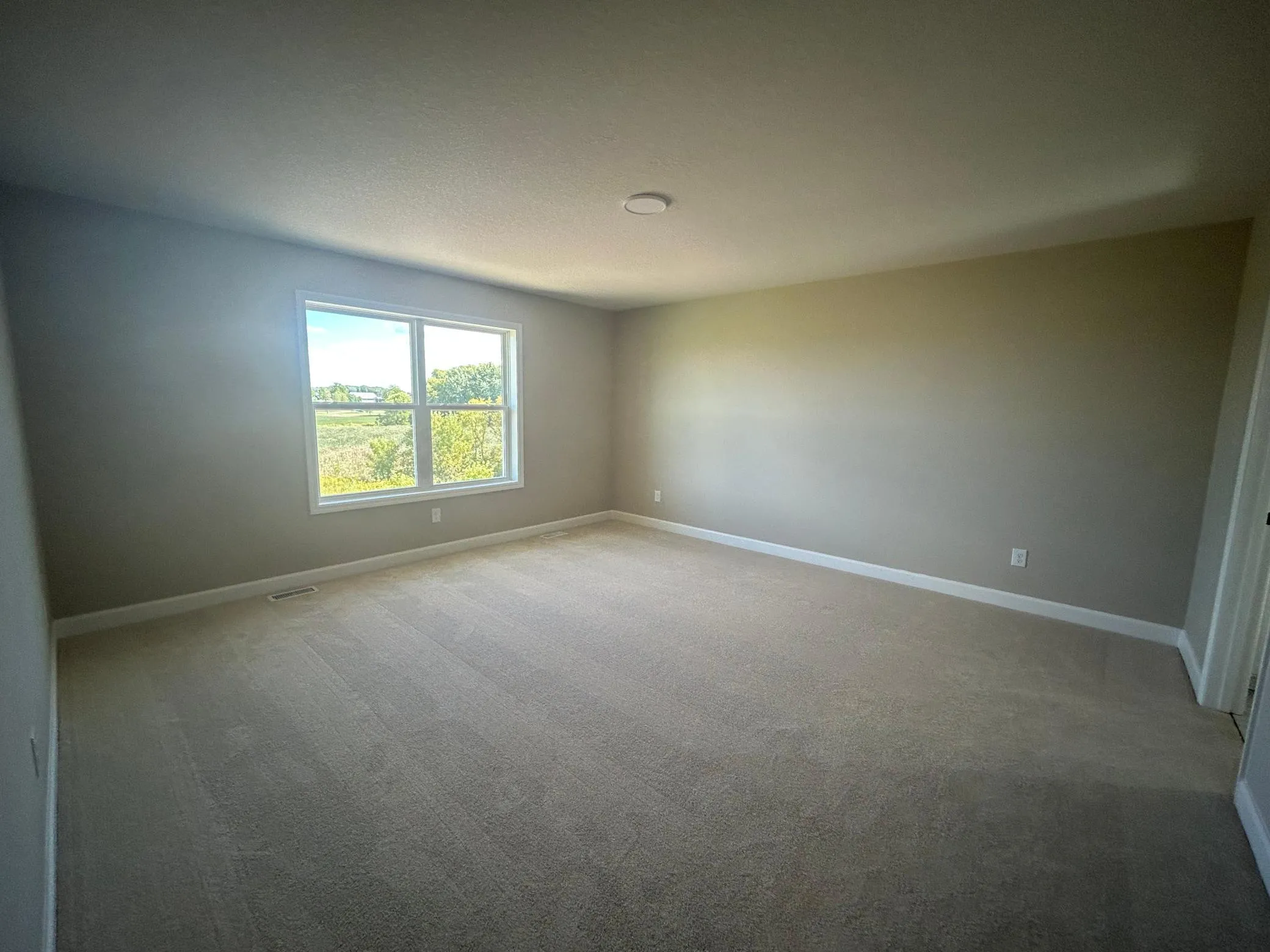 Photo 7 of 12410 Holden Way