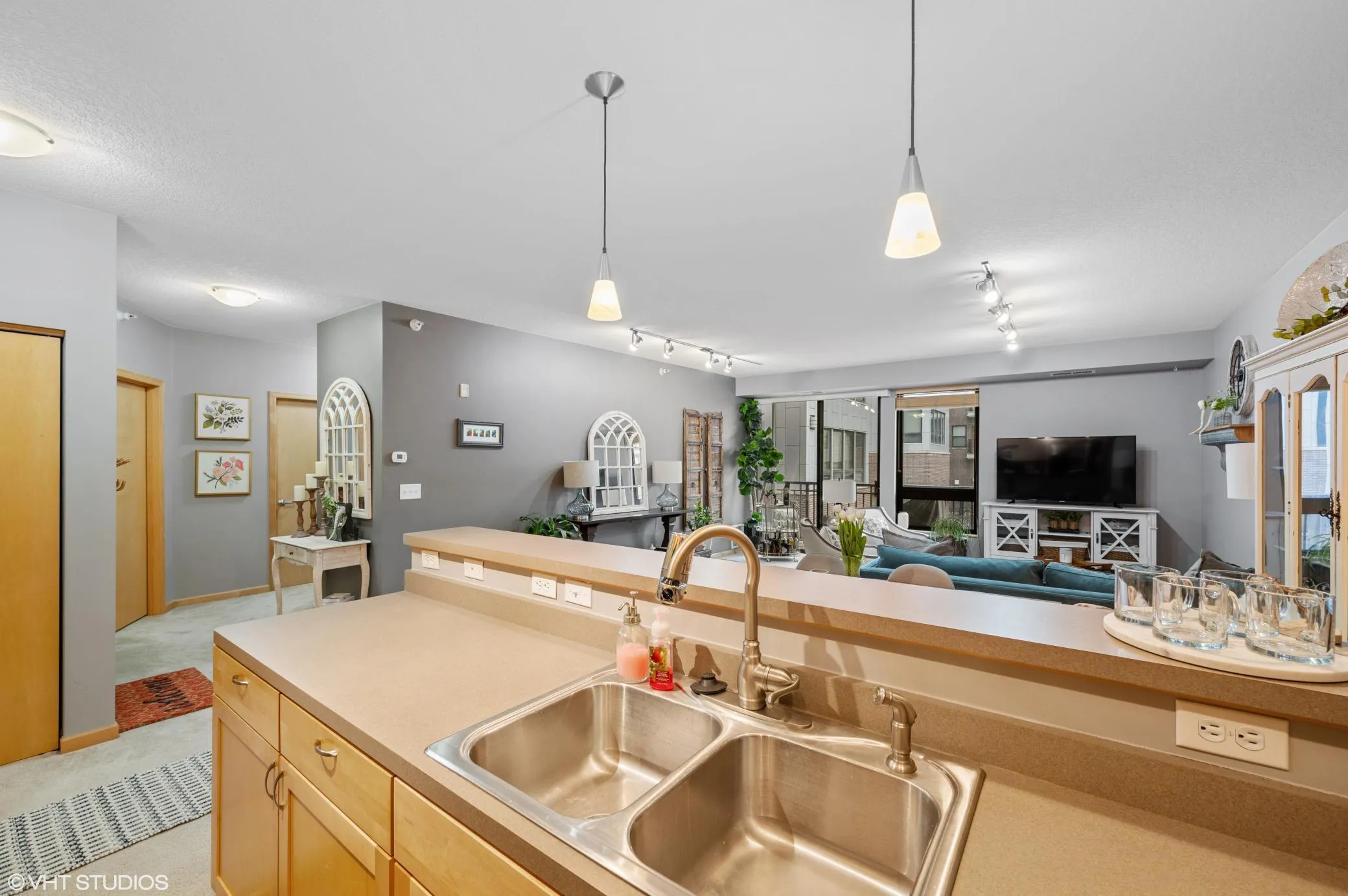Photo 11 of 7601 Aldrich S Avenue Unit 215