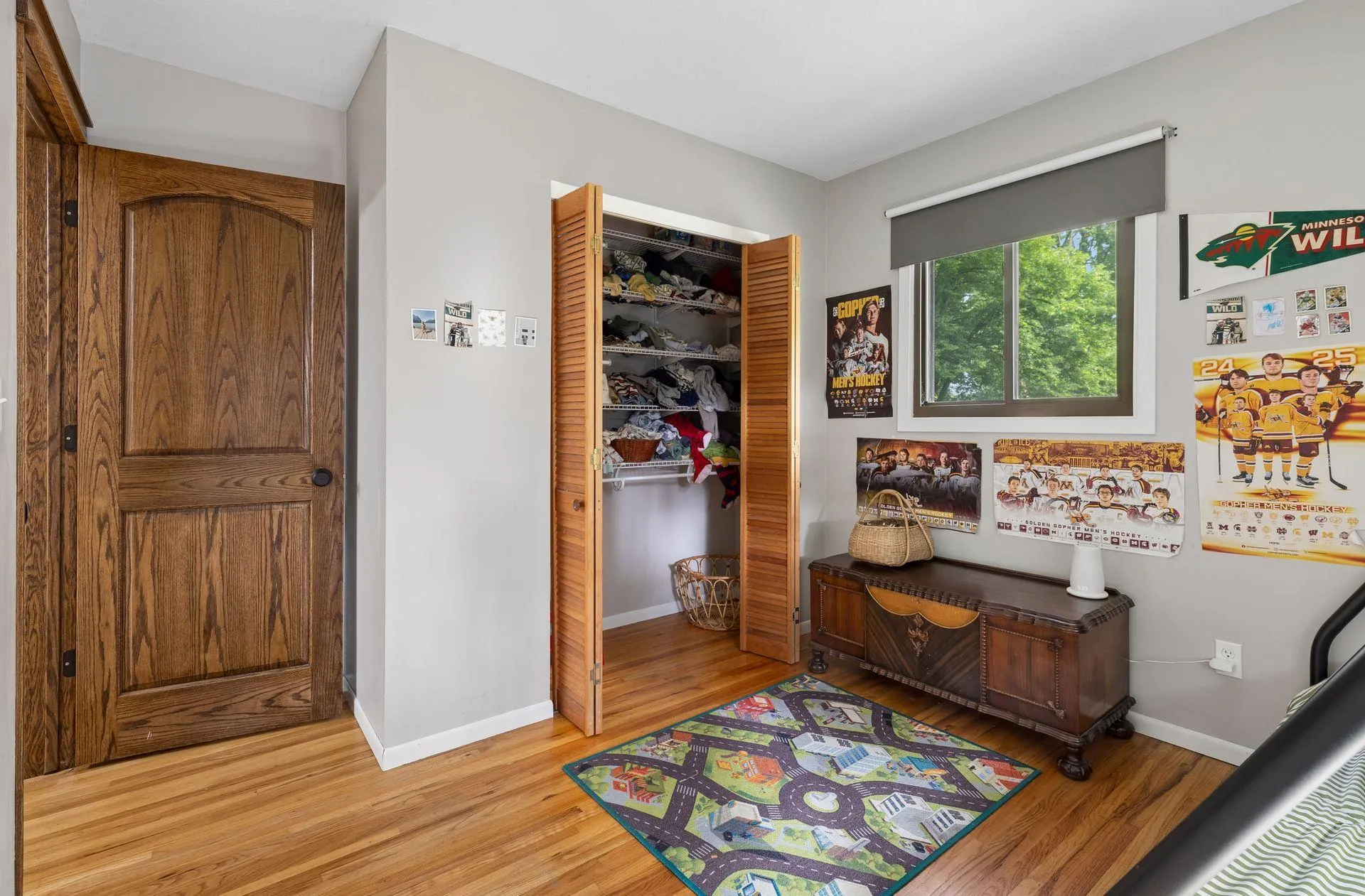 Photo 9 of 6631 Oakwood Street
