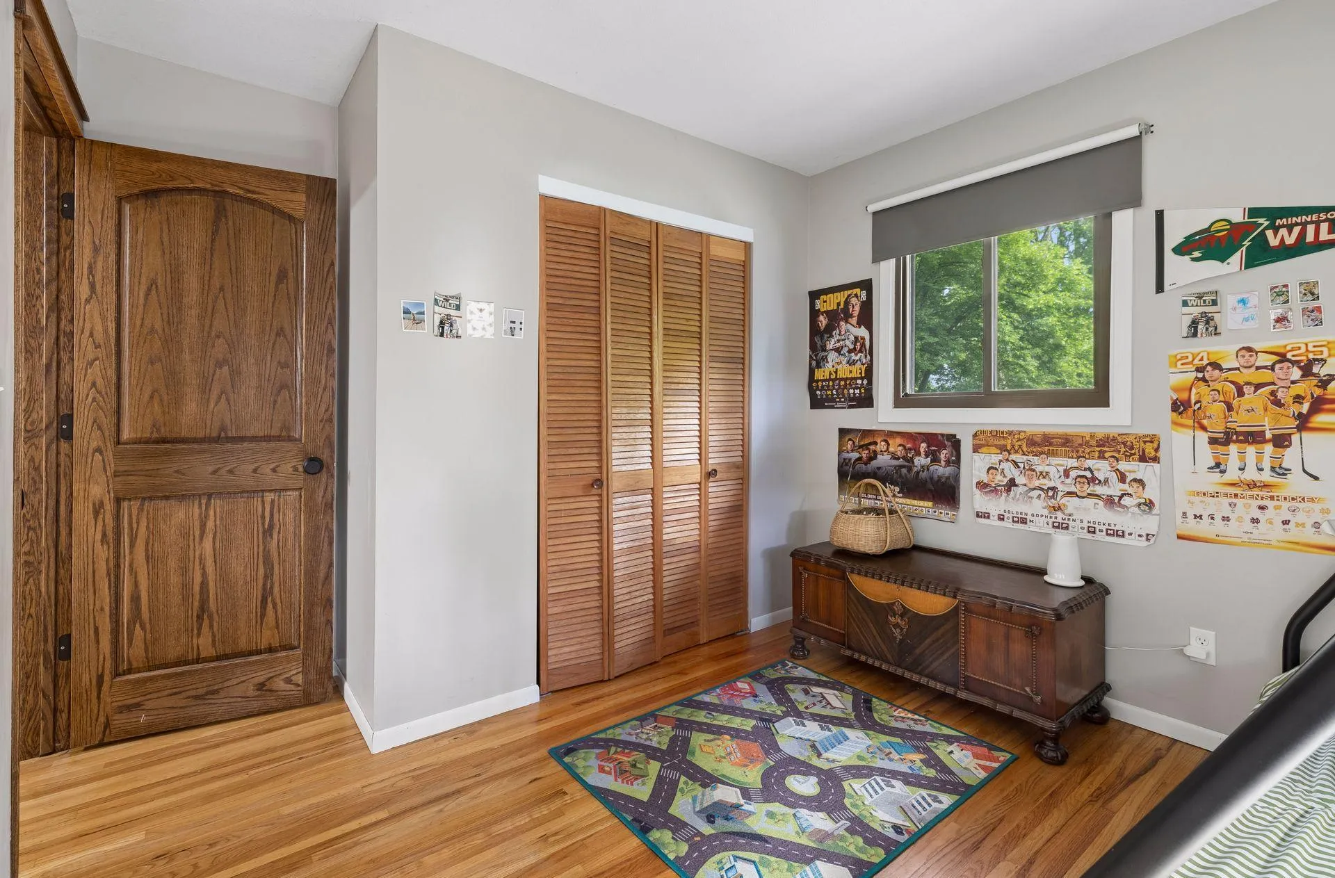 Photo 8 of 6631 Oakwood Street