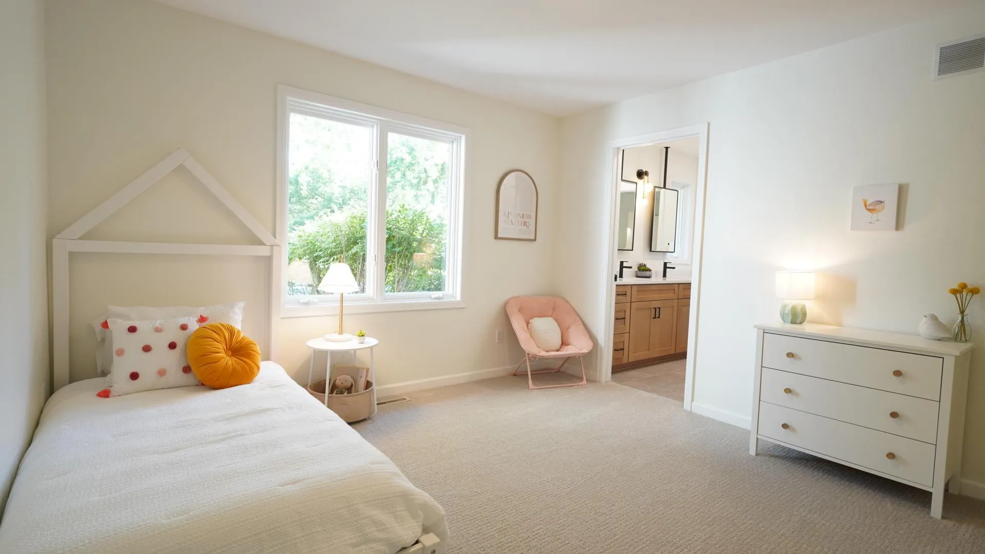 Photo 43 of 10725 Purdey Road