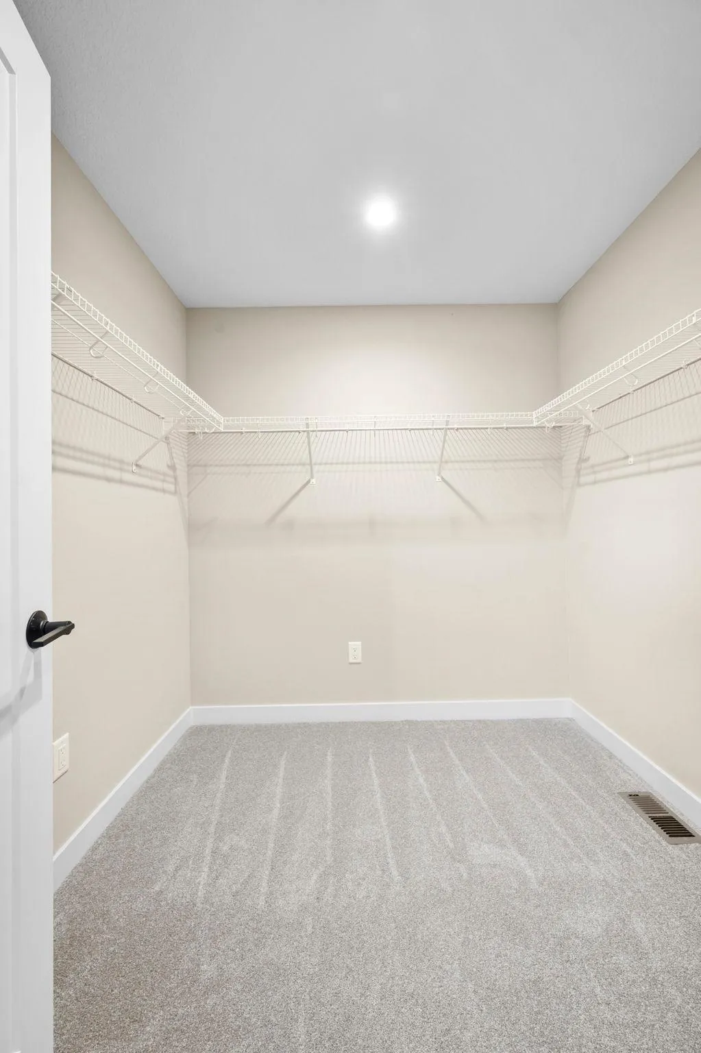 Photo 47 of 41315 Fairfax Lane