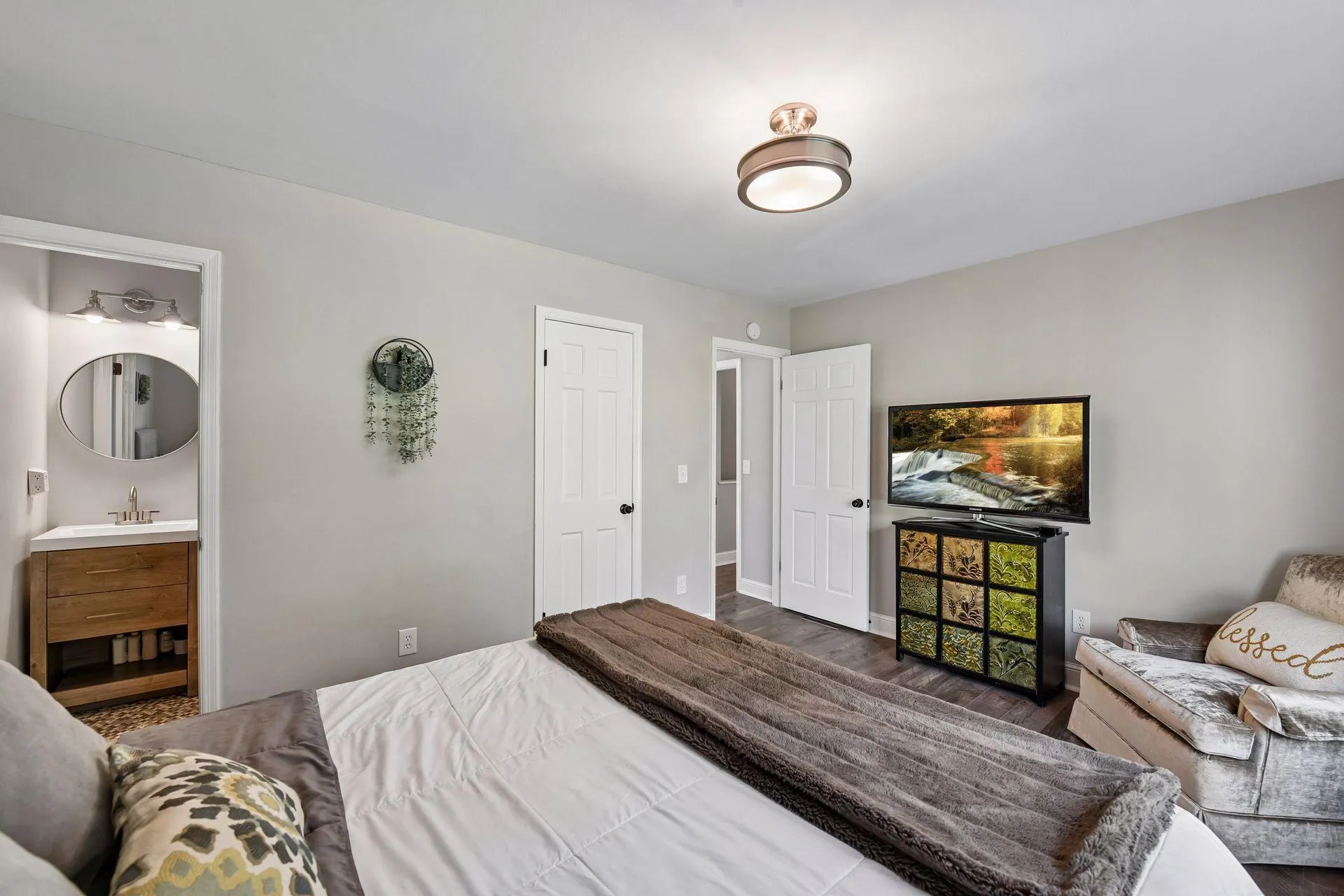 Photo 18 of 501 Laredo Lane
